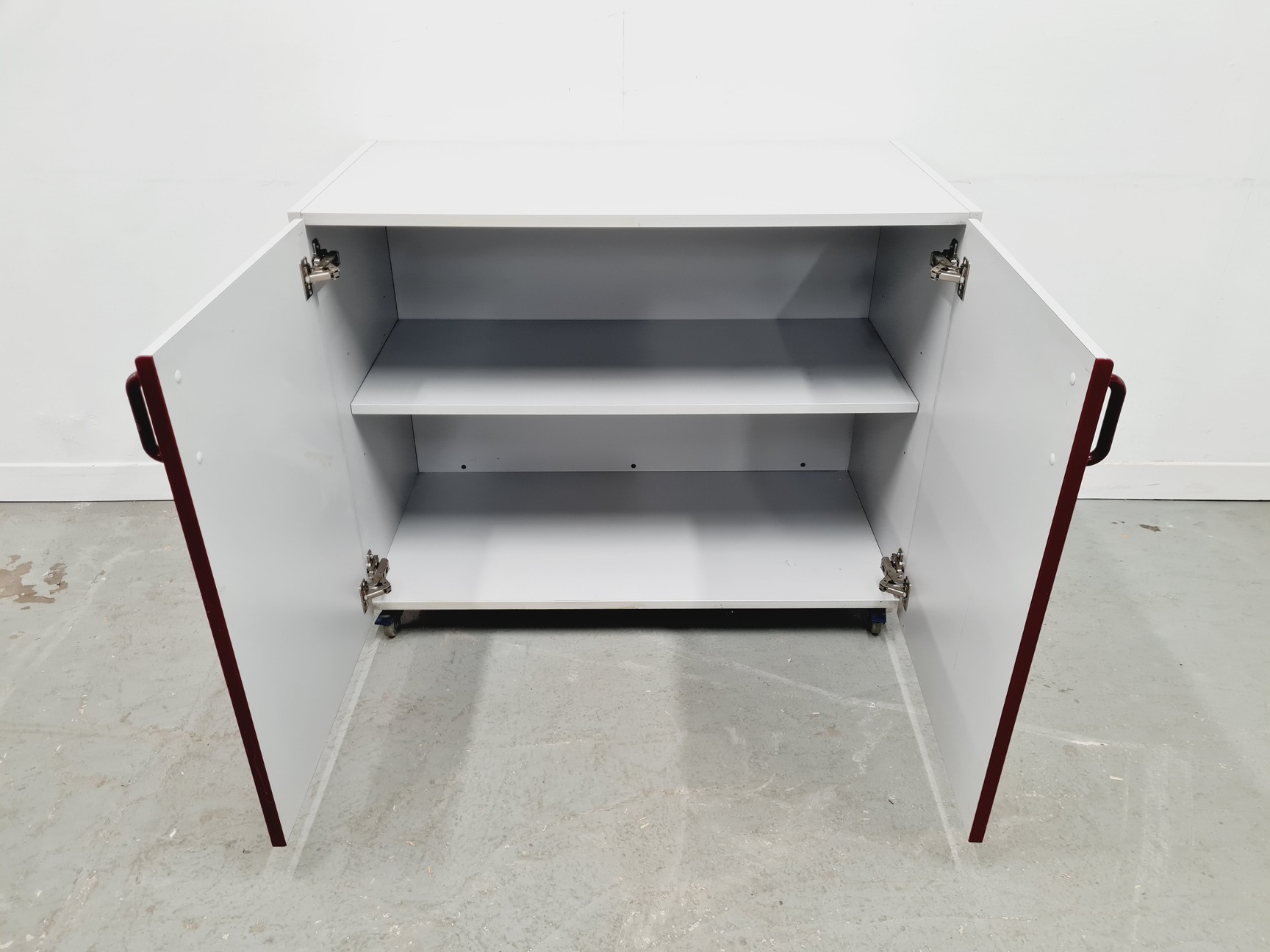 Image of Set of 5 S+B Under Bench Lab Storage, 3 x 2 Door Cupboards, 2 x 3 Drawer Chests