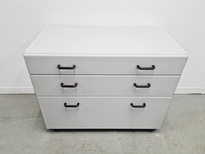 Thumbnail image of Set of 4 S+B Under Bench Lab Storage, 2 x 2 Door Cupboards, 2 x 3 Drawer Chests