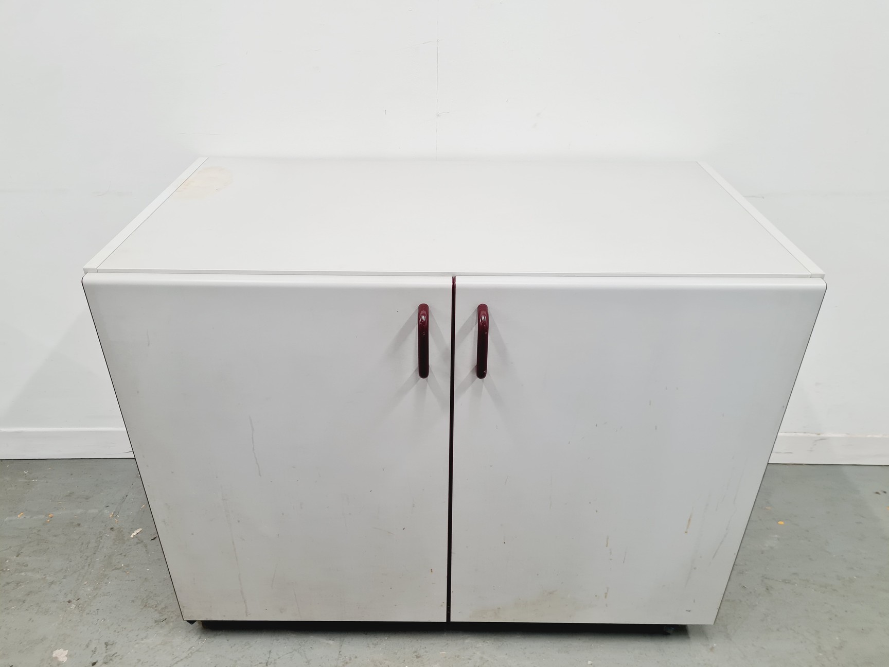 Image of Set of 4 S+B Under Bench Lab Storage, 2 x 2 Door Cupboards, 2 x 3 Drawer Chests