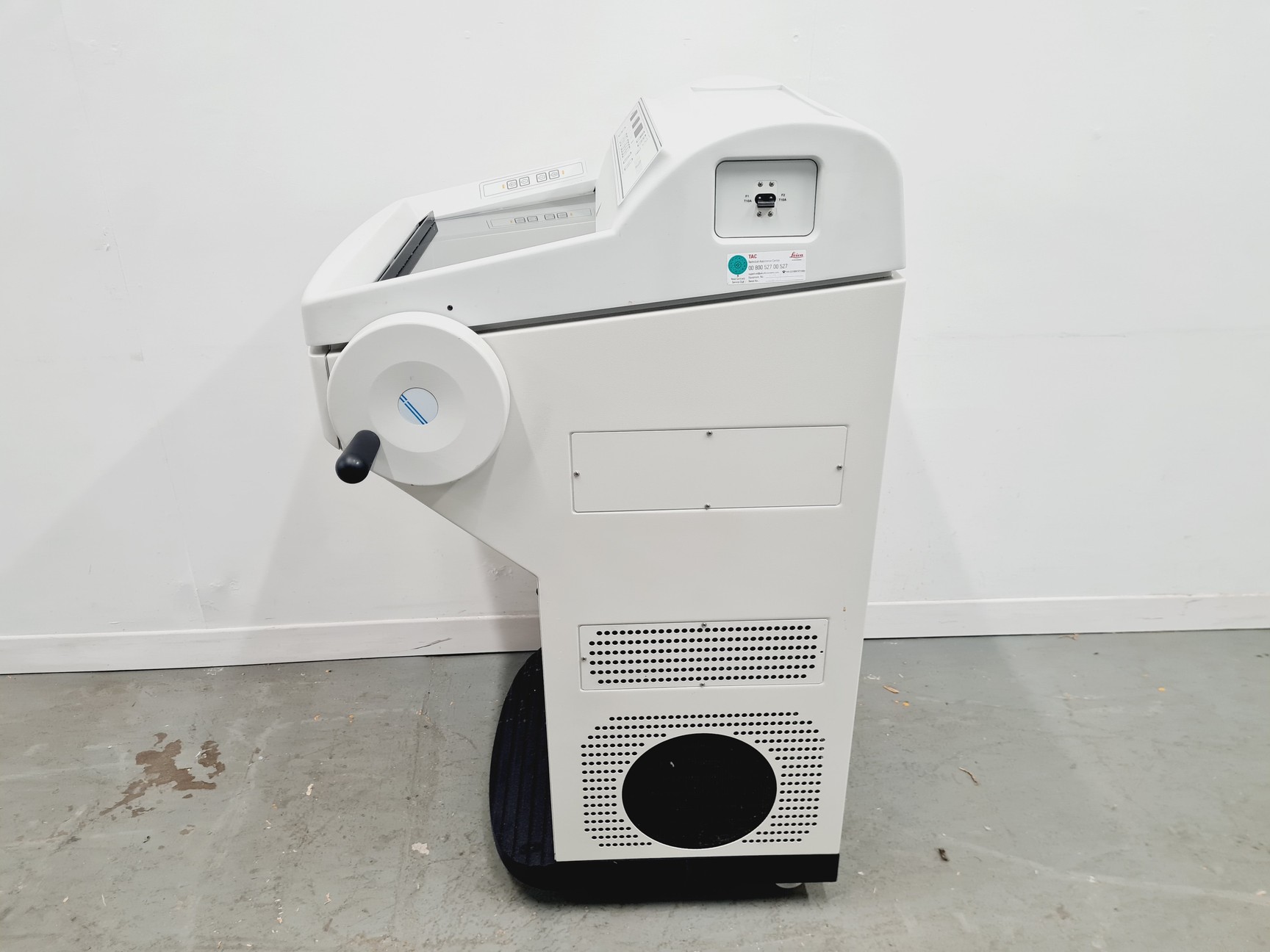 Image of Leica CM 1850 UV Cryostat