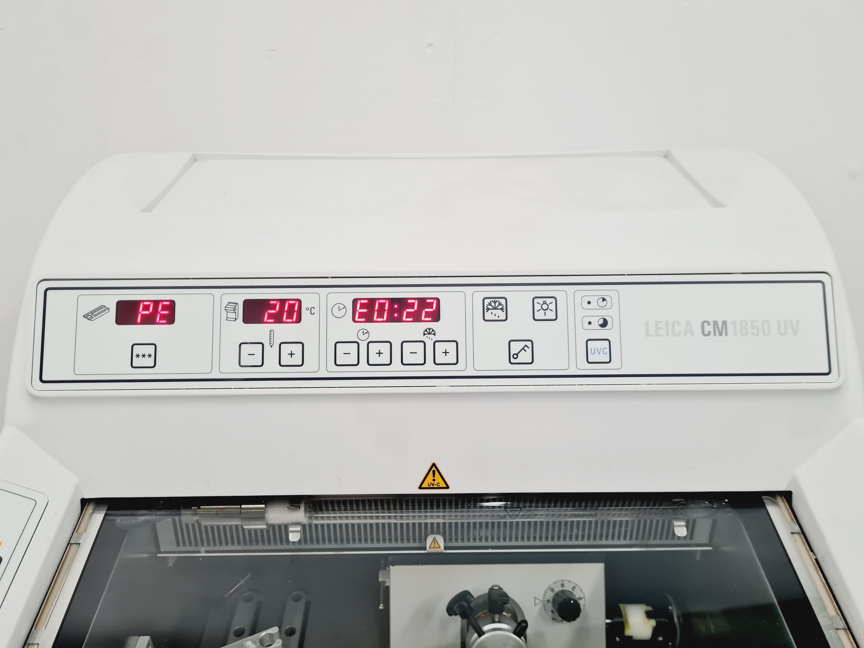 Image of Leica CM 1850 UV Cryostat