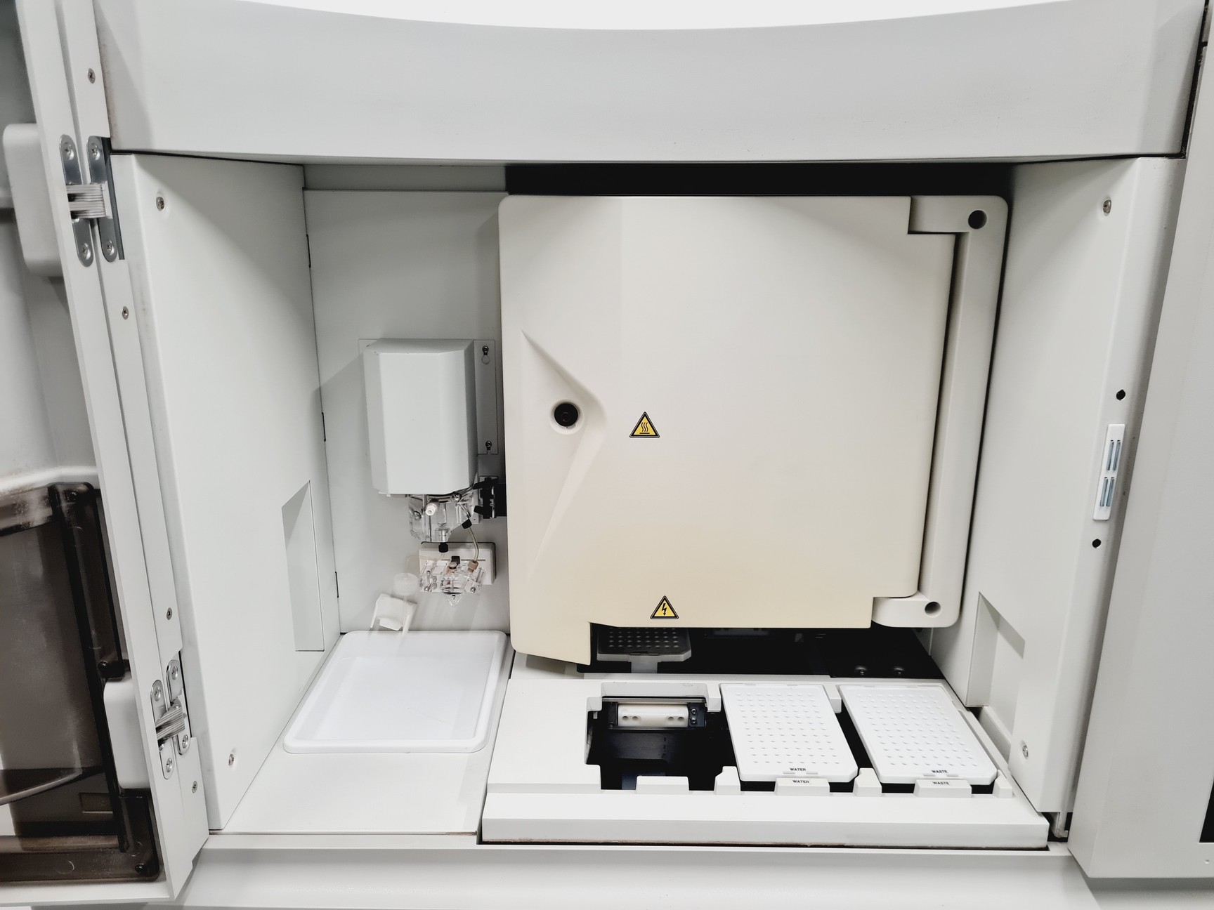 Image of Applied Biosystems 3730 DNA Analyzer Lab