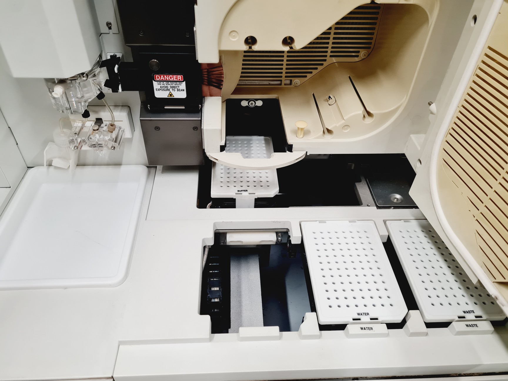Image of Applied Biosystems 3730 DNA Analyzer Lab