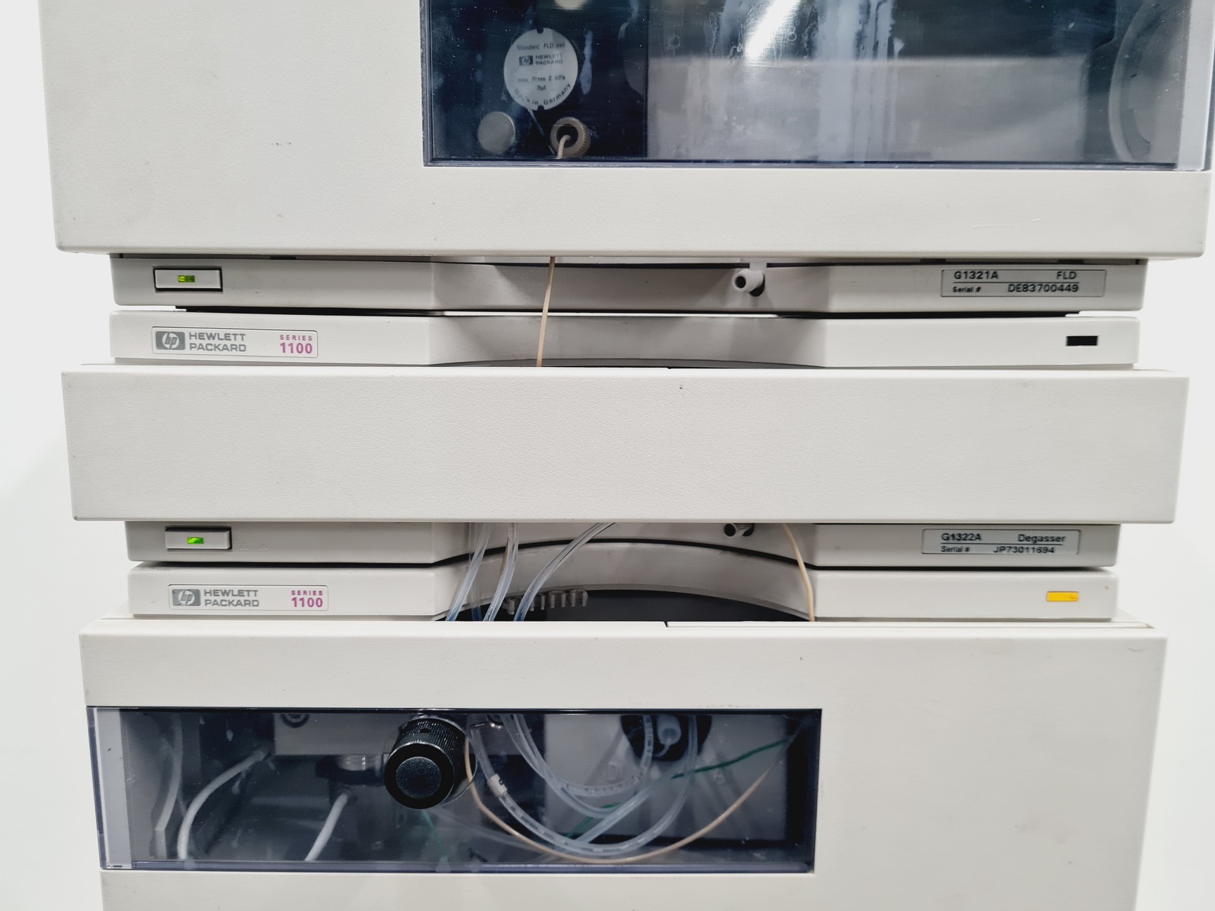 Image of Hewlett Packard Series 1100 HPLC System - FLD, Degasser, QuatPump, ALS, ColComp