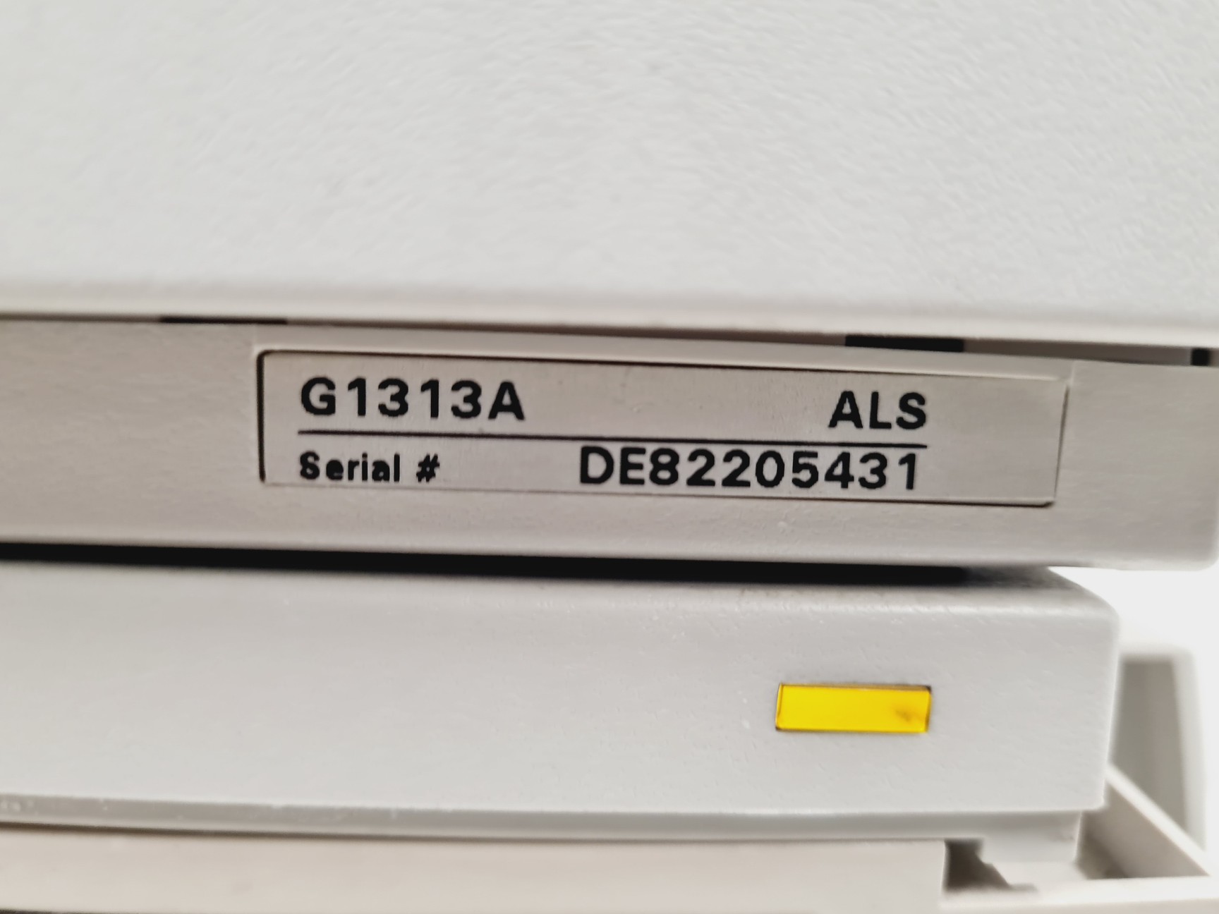 Image of Hewlett Packard Series 1100 HPLC System - FLD, Degasser, QuatPump, ALS, ColComp