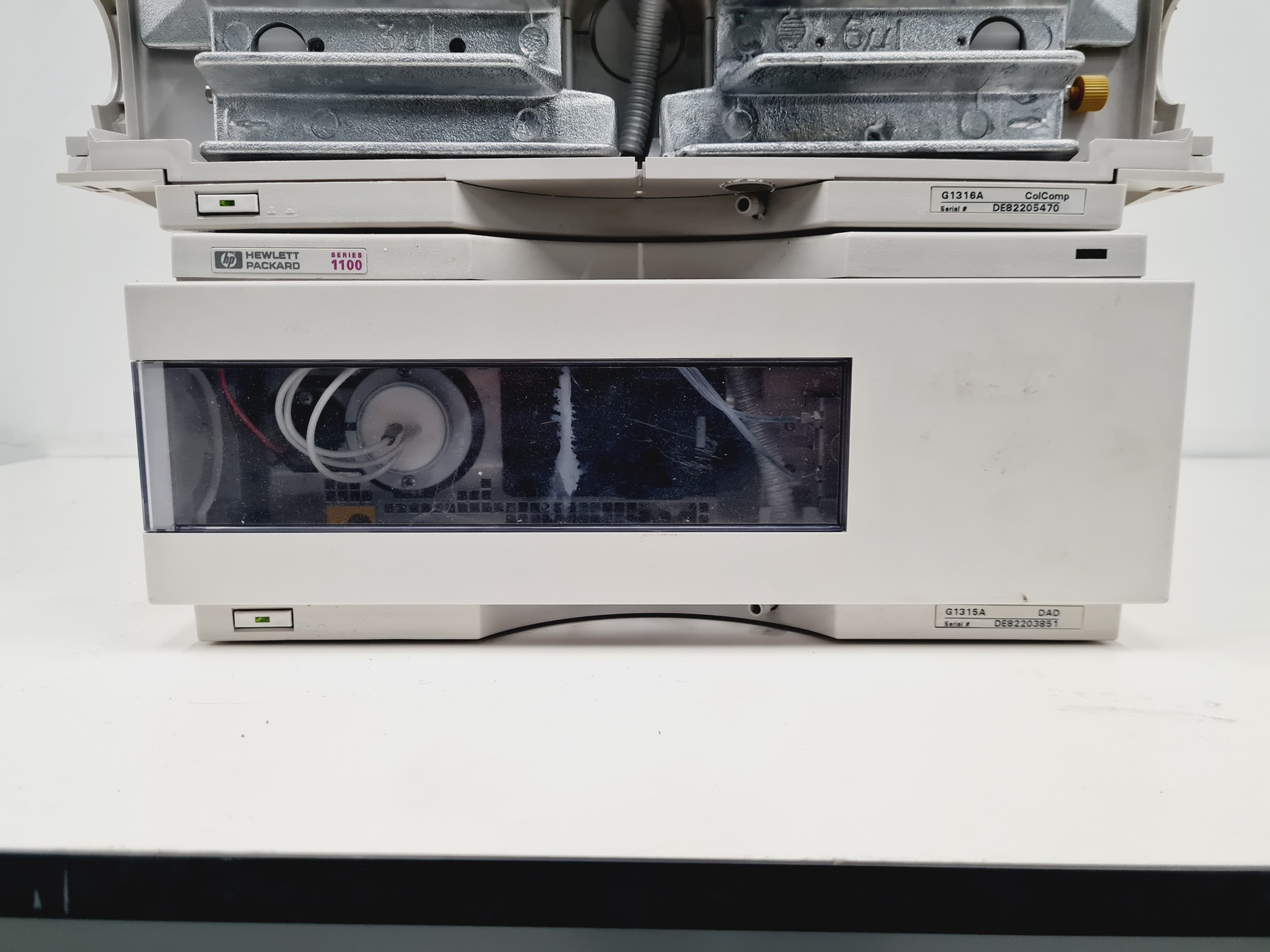 Image of Hewlett Packard Series 1100 HPLC System - FLD, Degasser, QuatPump, ALS, ColComp