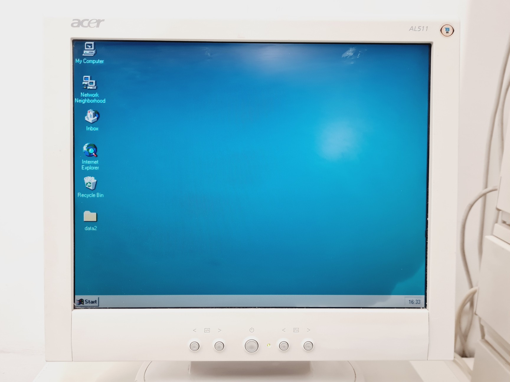 Image of Hewlett Packard Series 1100 HPLC System - FLD, Degasser, QuatPump, ALS, ColComp