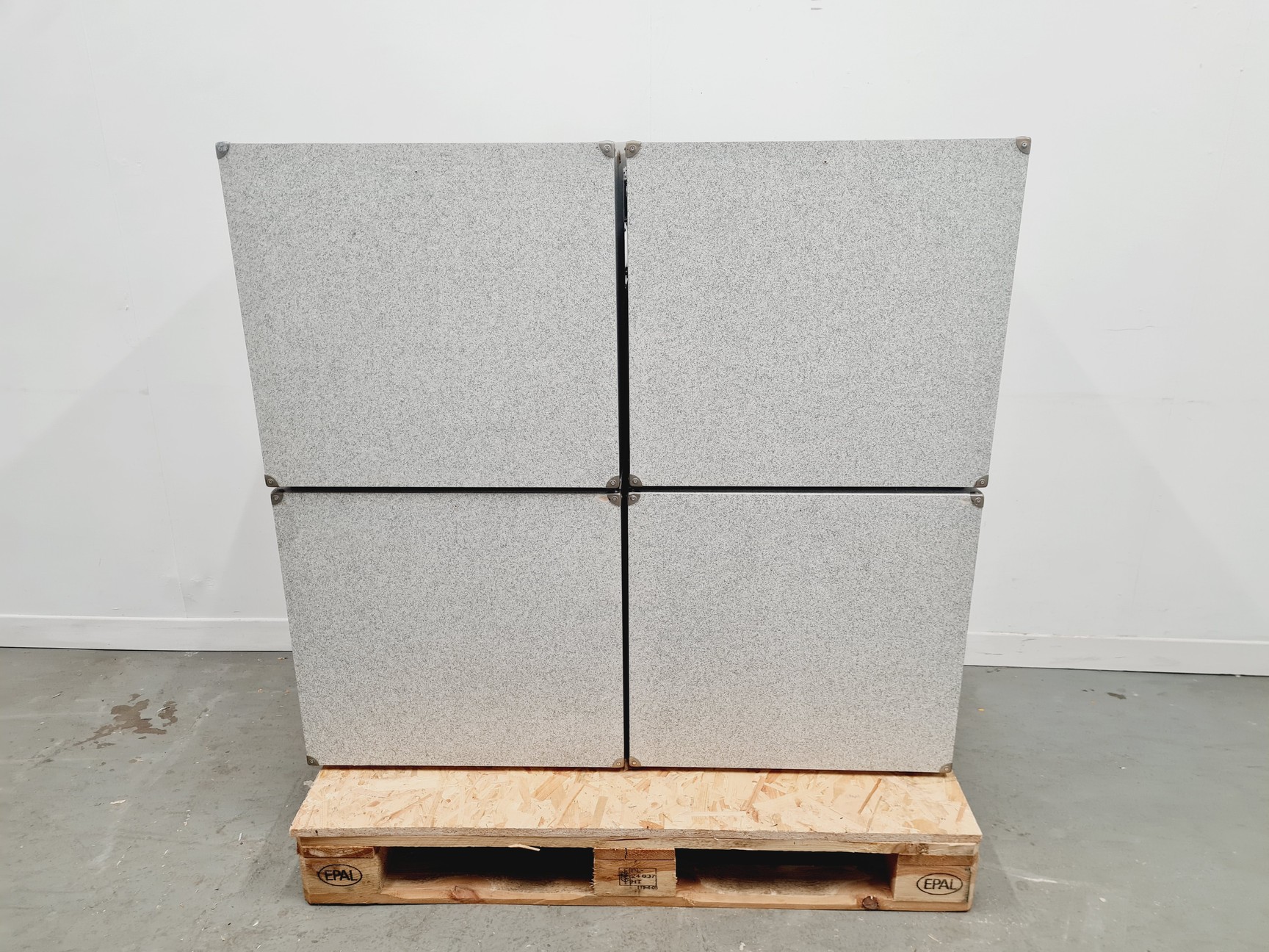 Image of 7 x Nine Hole Nose Poke Feeder Arrays (Mixed Brands) 