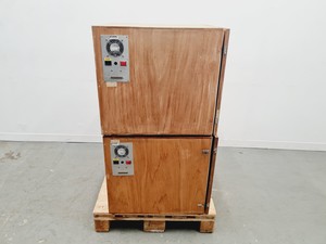 Thumbnail image of 7 x Nine Hole Nose Poke Feeder Arrays (Mixed Brands) 