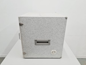 Thumbnail image of 7 x Nine Hole Nose Poke Feeder Arrays (Mixed Brands) 