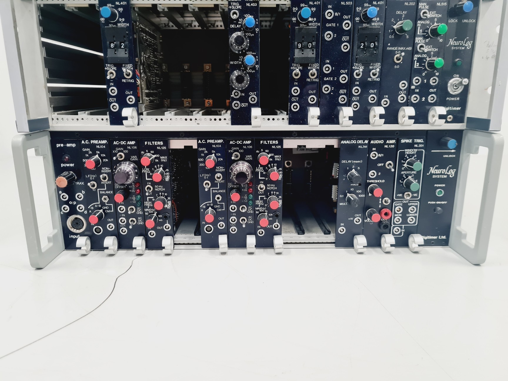 Image of 6 x Digitimer Neurolog System With 35 Modules 