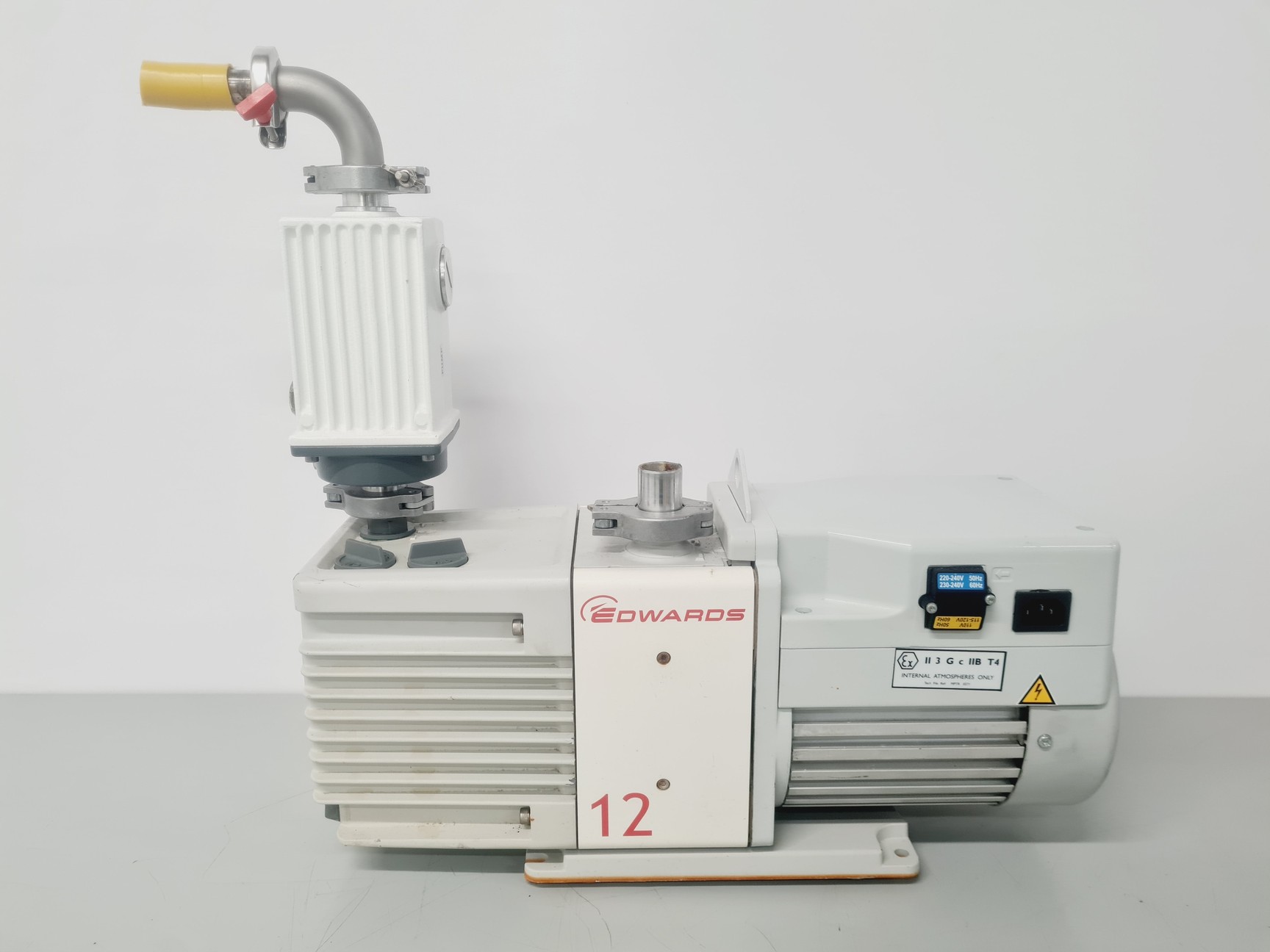 Image of LEO 1550 Field Emission SEM System (1998) with Accessories Spares/Repair Lab