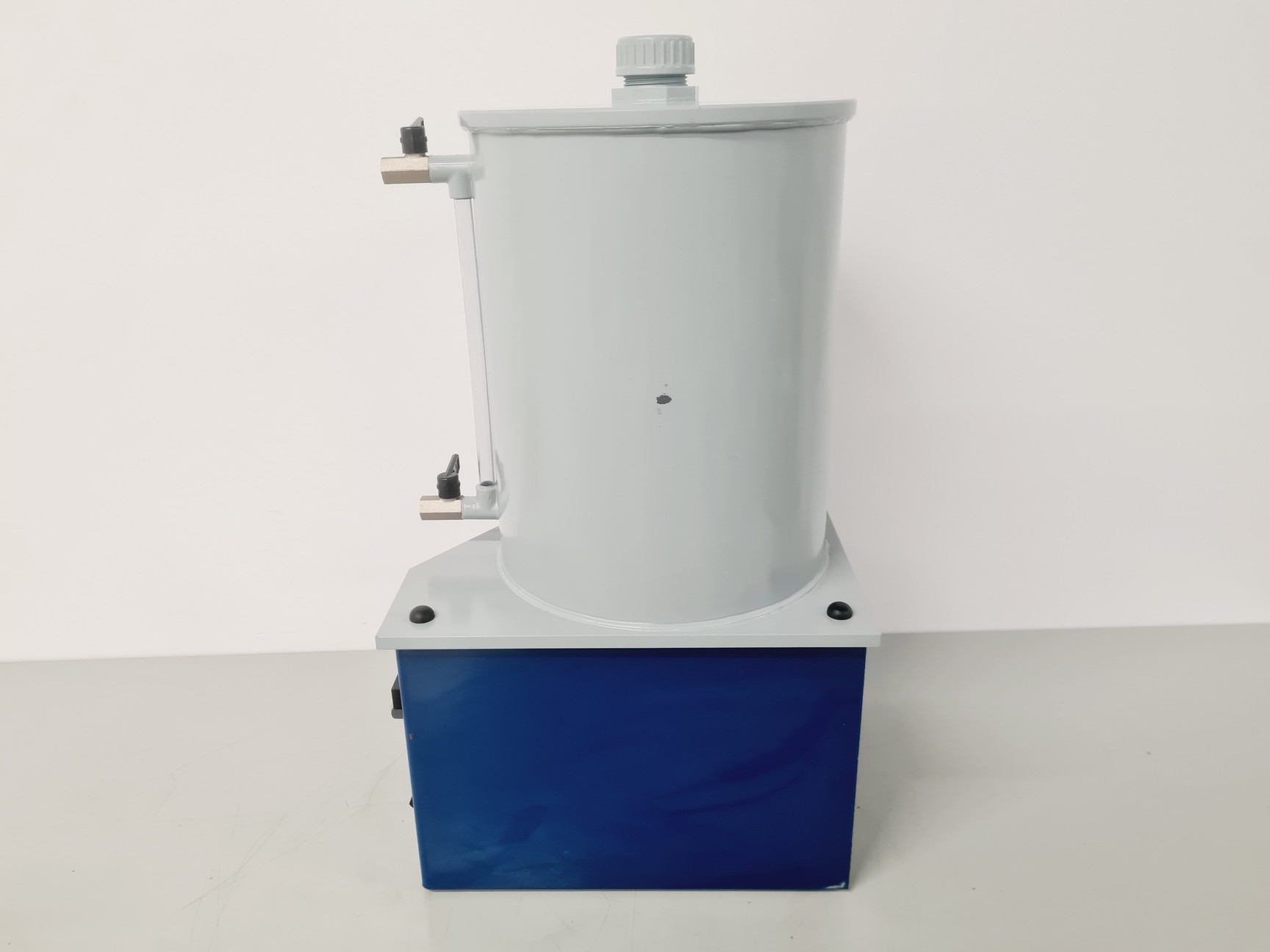 Image of Eijkelkamp - Model 08.27 for pF Determination