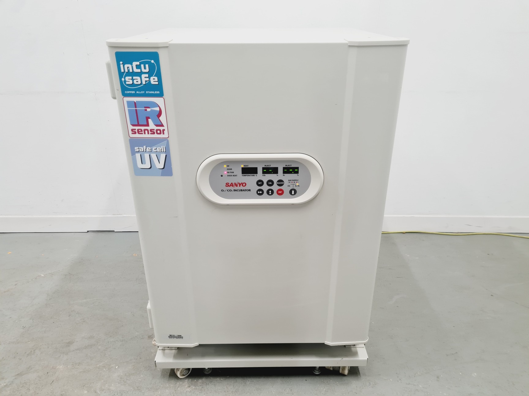 Image of Sanyo O2/CO2 Incubator MC0-18M