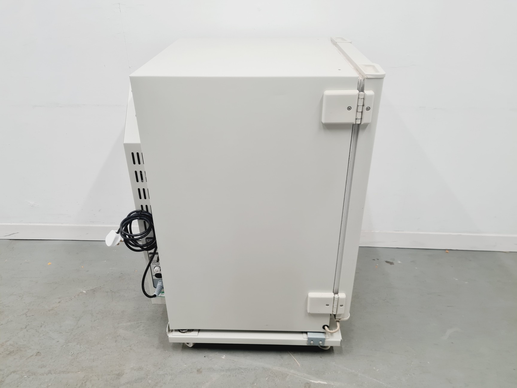 Image of Sanyo O2/CO2 Incubator MC0-18M