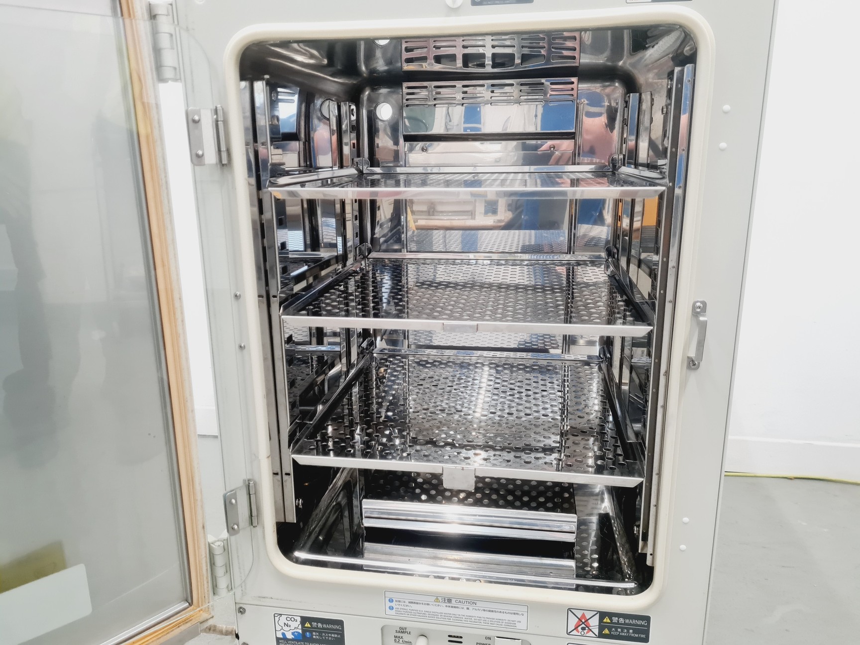 Image of Sanyo O2/CO2 Incubator MC0-18M