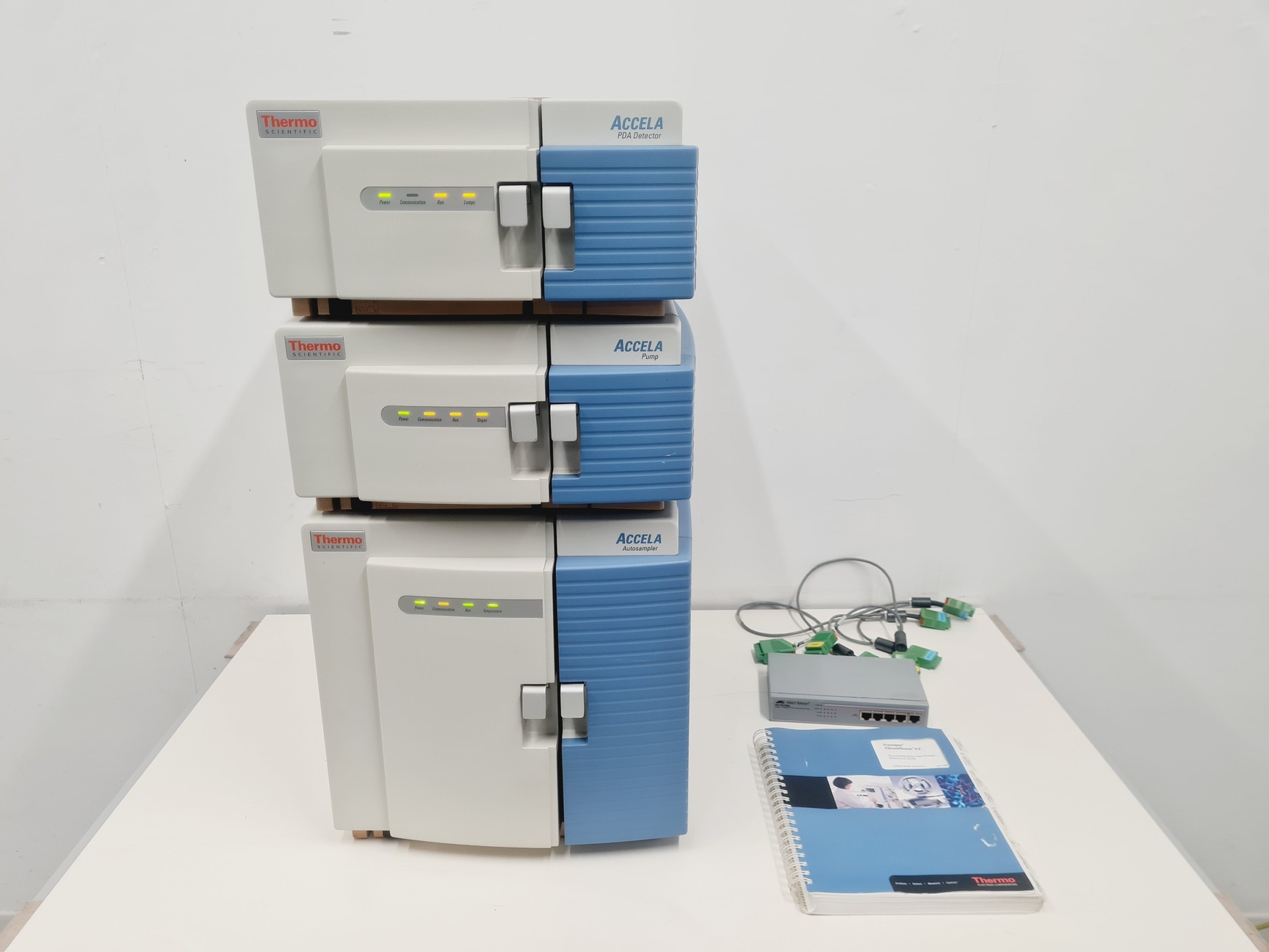 Image of Thermo Fisher Accela HPLC System With Autosampler, Pump and PDA Detector 