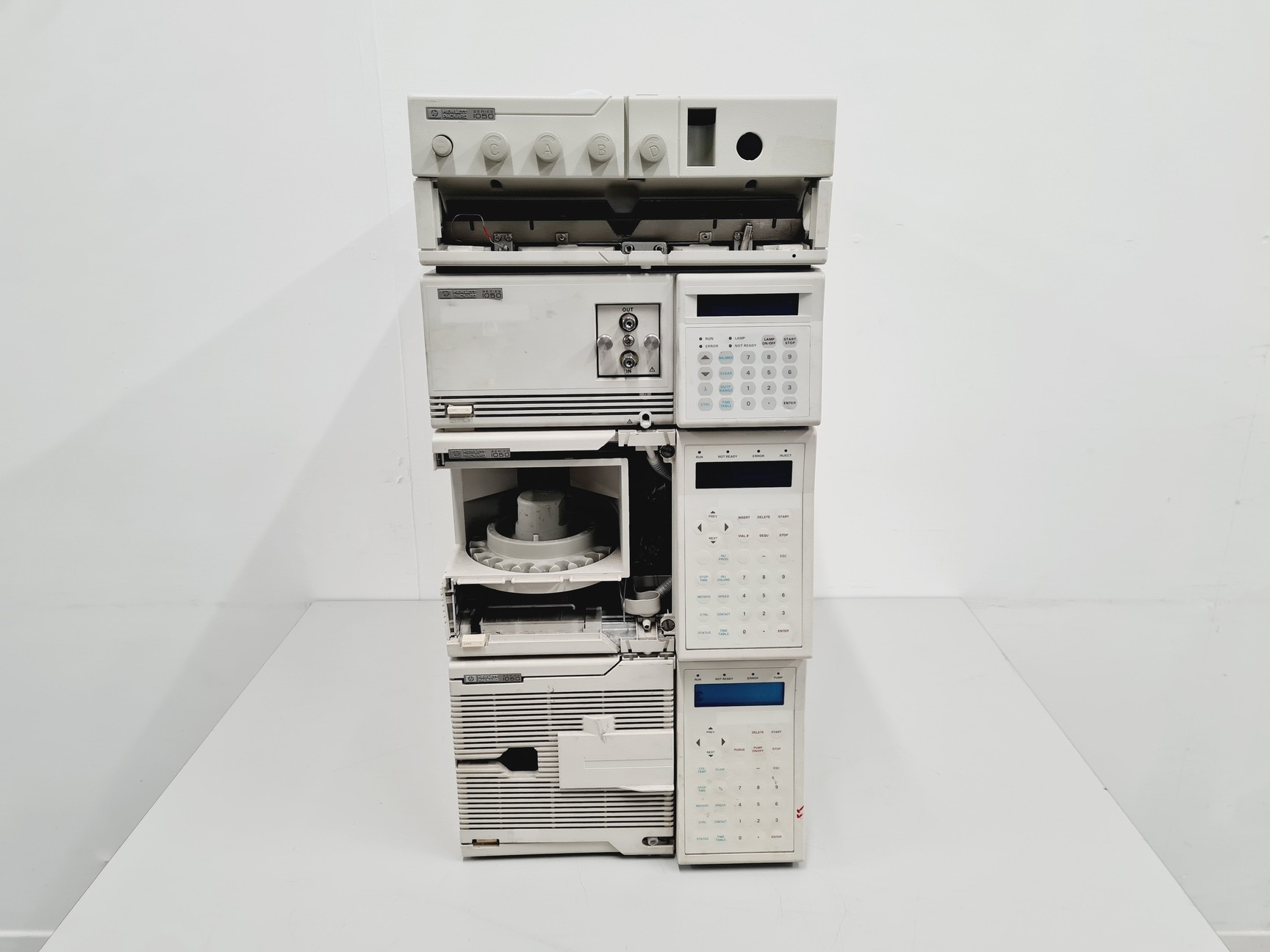 Image of Hewlett Packard 1050 Series HPLC System with VW Detector, Pump, Autosampler S/R