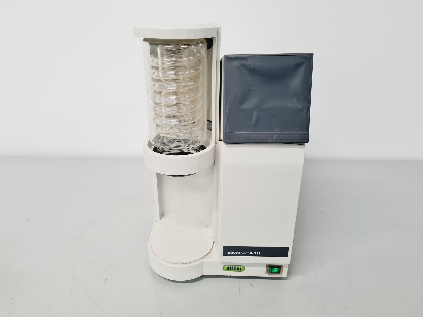 Image of Buchi Vac Type V-511 Rotavapor Vacuum Pump Lab