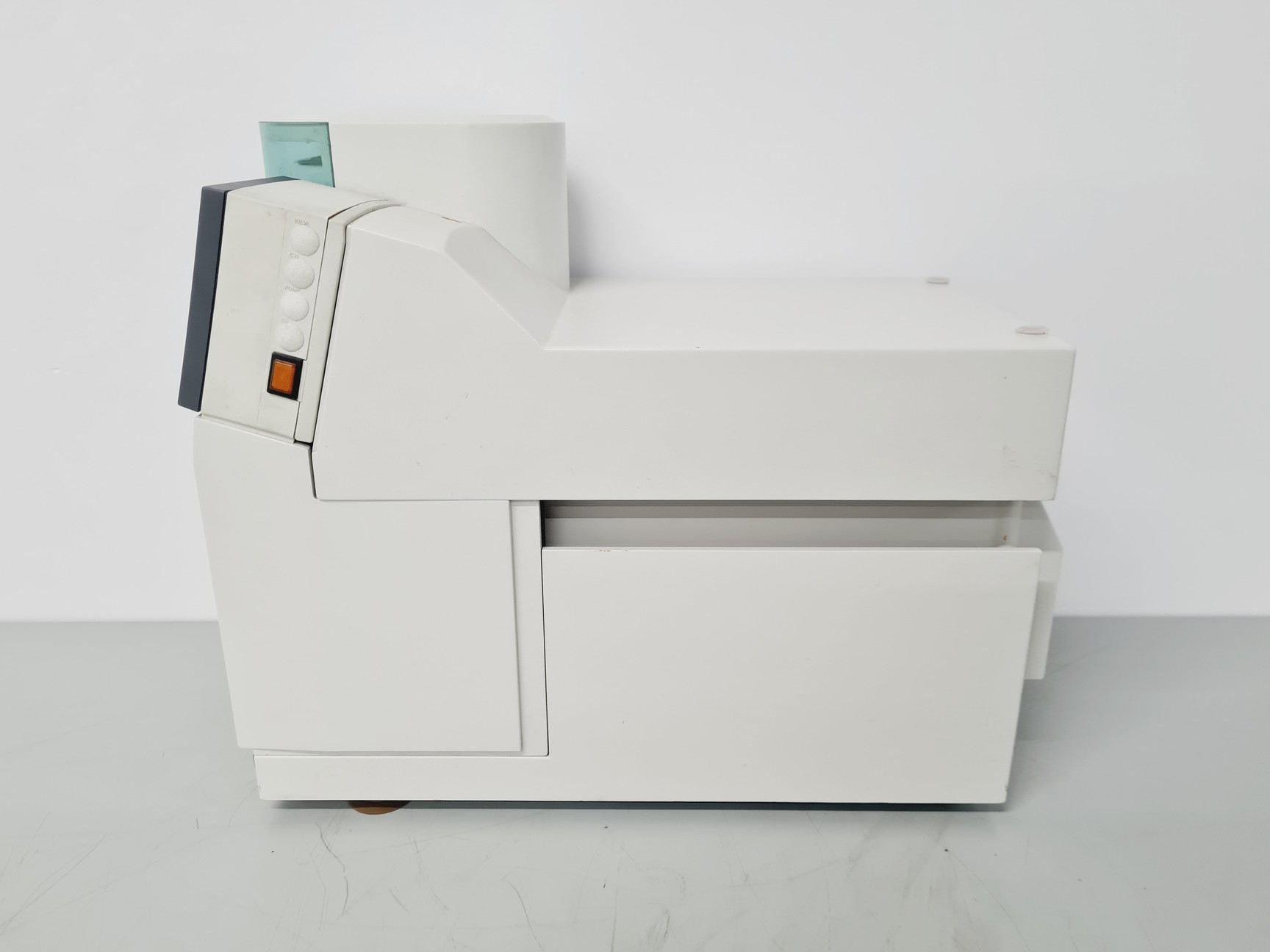 Image of Buchi Vac Model V-511 Rotavapor Vacuum Pump Lab