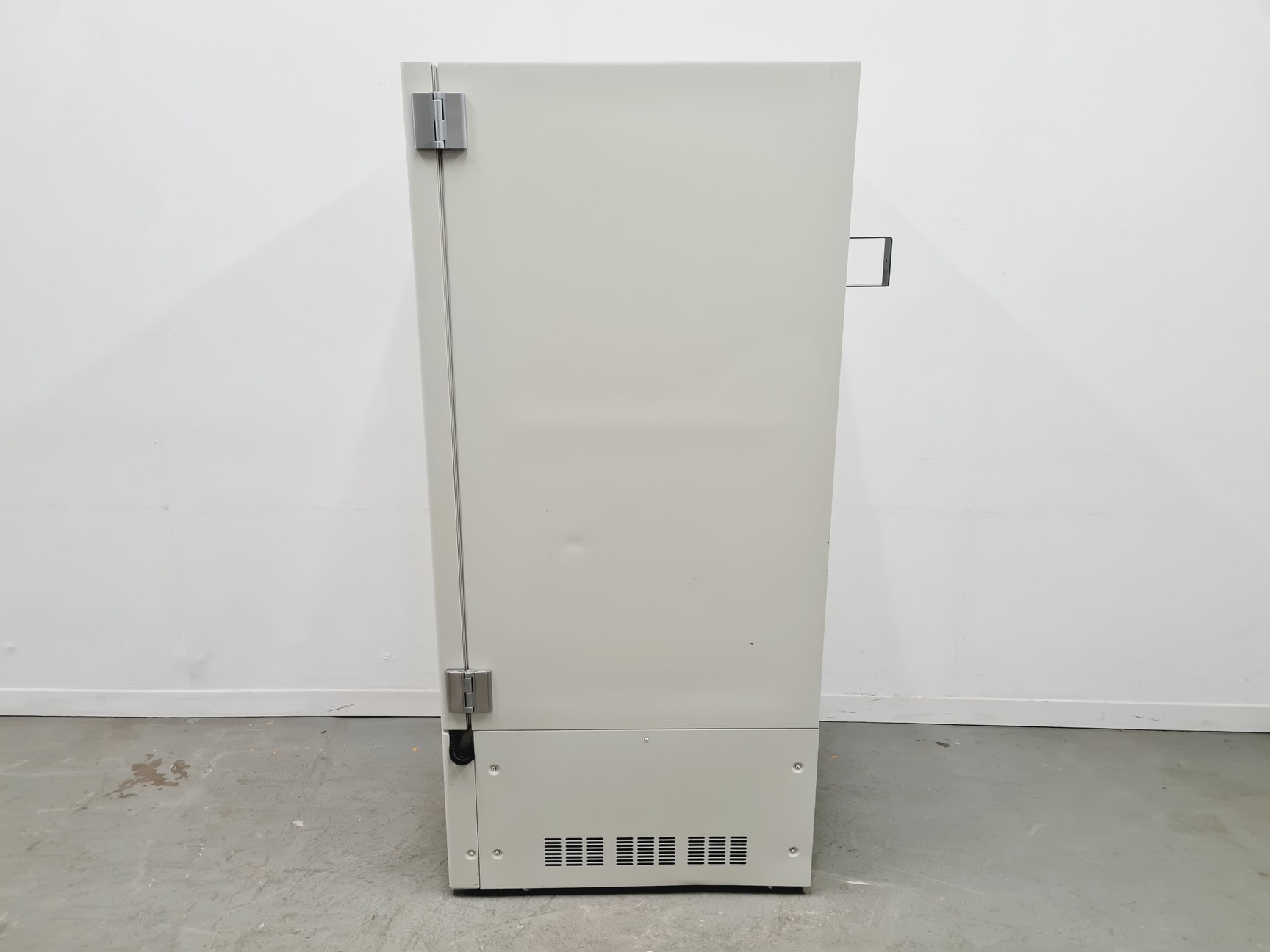 Image of Sanyo MDF-U32V Ultra Low Temperature Freezer Spares/Repair Lab