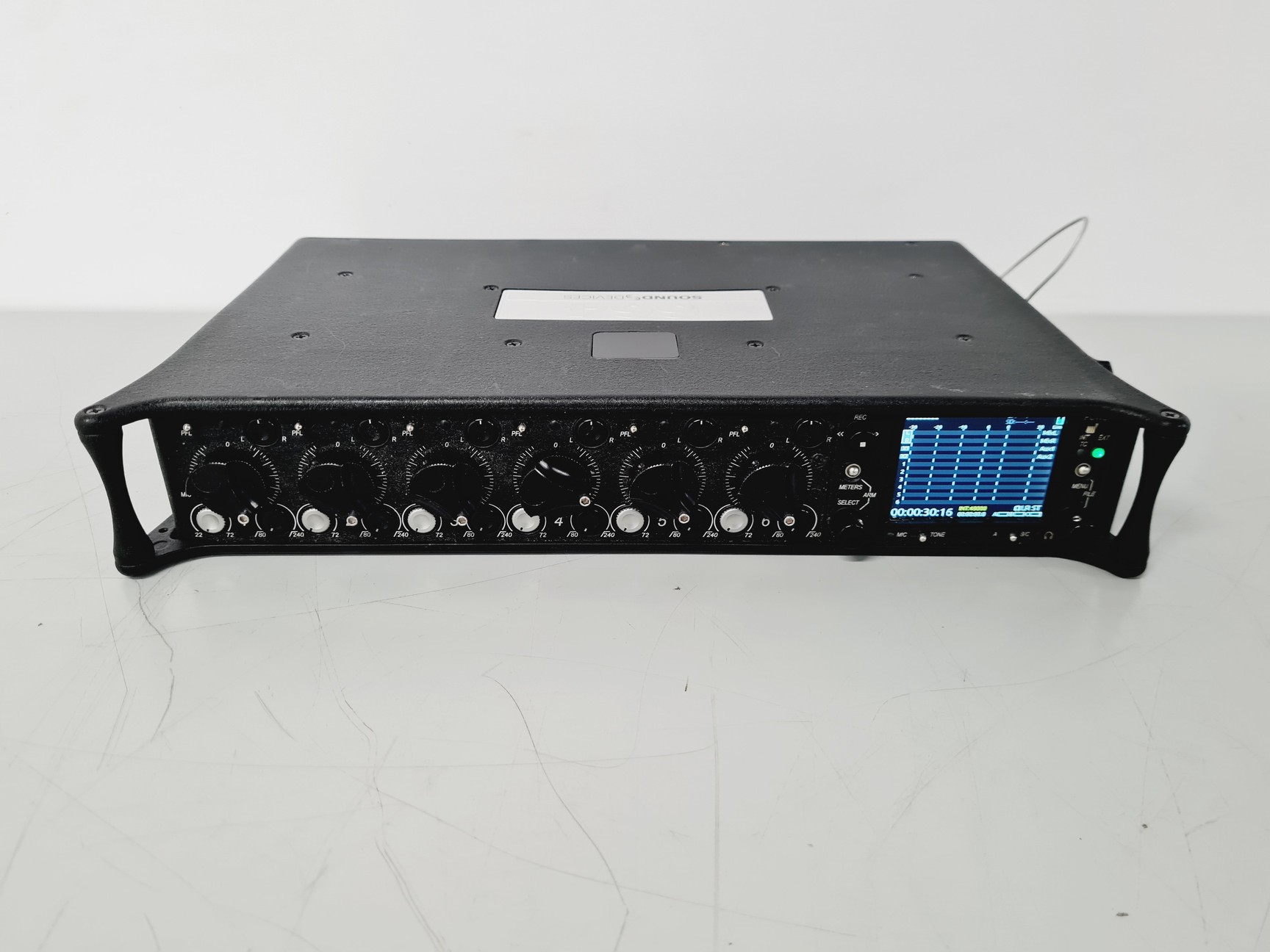 Image of 664 Sound Devices with Swit SC-302 Battery Charger Kit