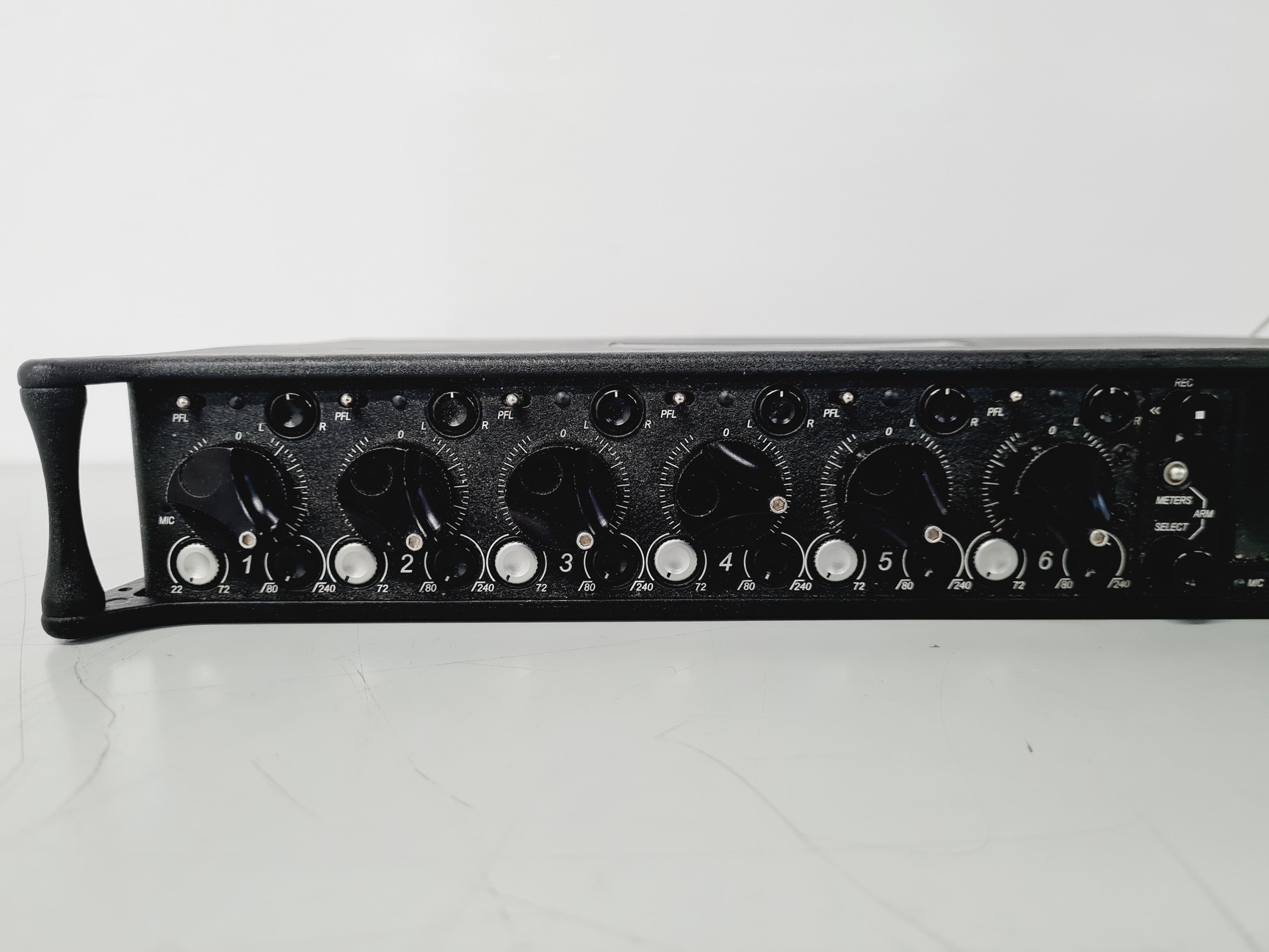 Image of 664 Sound Devices with Swit SC-302 Battery Charger Kit
