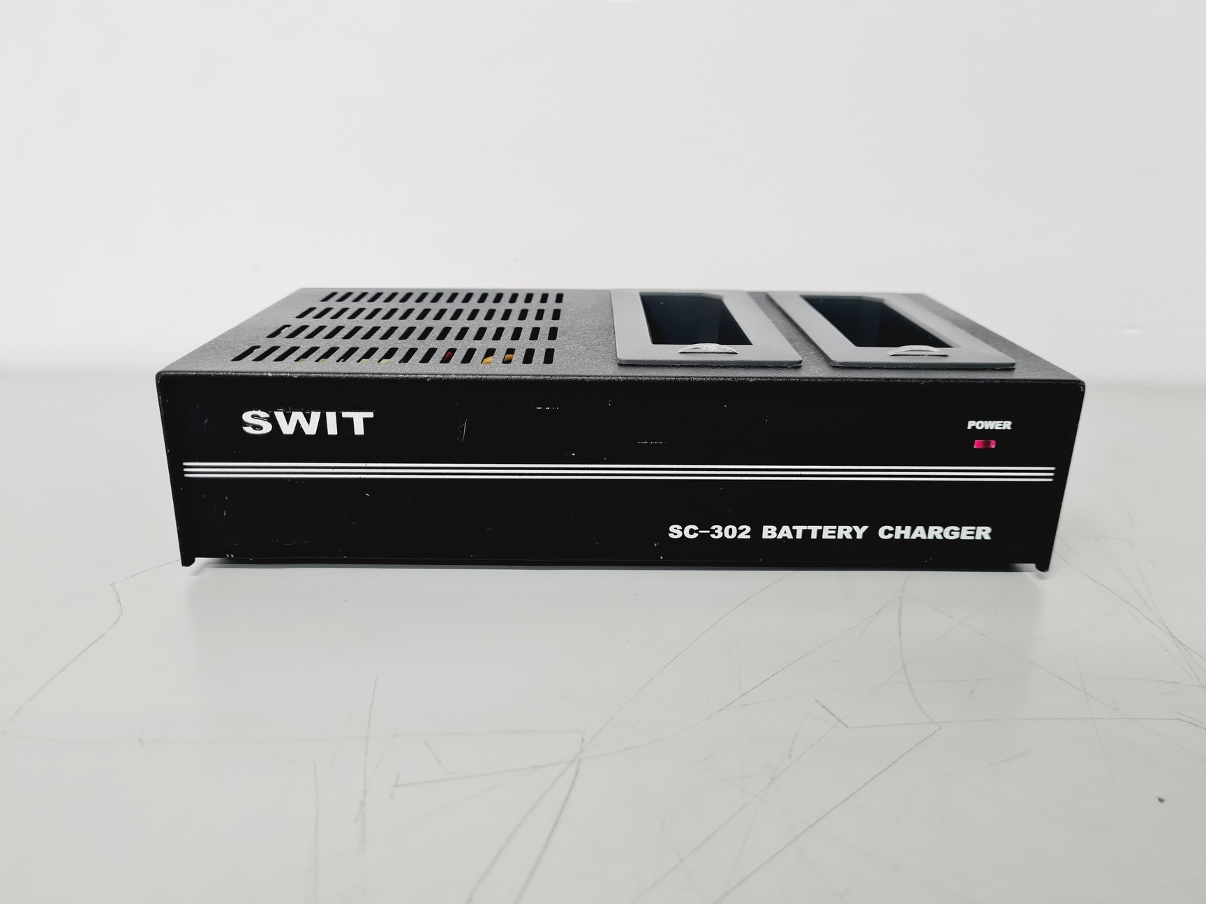 Image of 664 Sound Devices with Swit SC-302 Battery Charger Kit