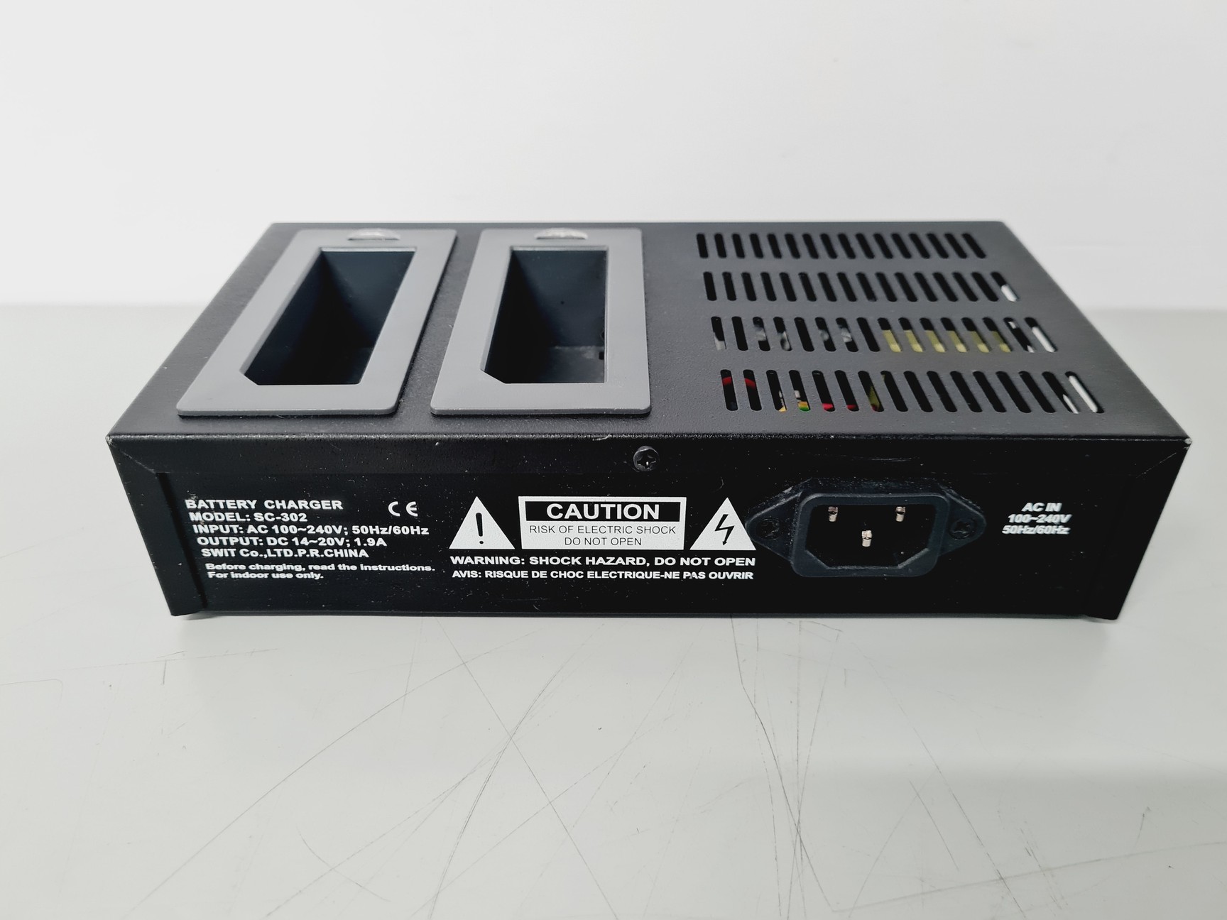 Image of 664 Sound Devices with Swit SC-302 Battery Charger Kit