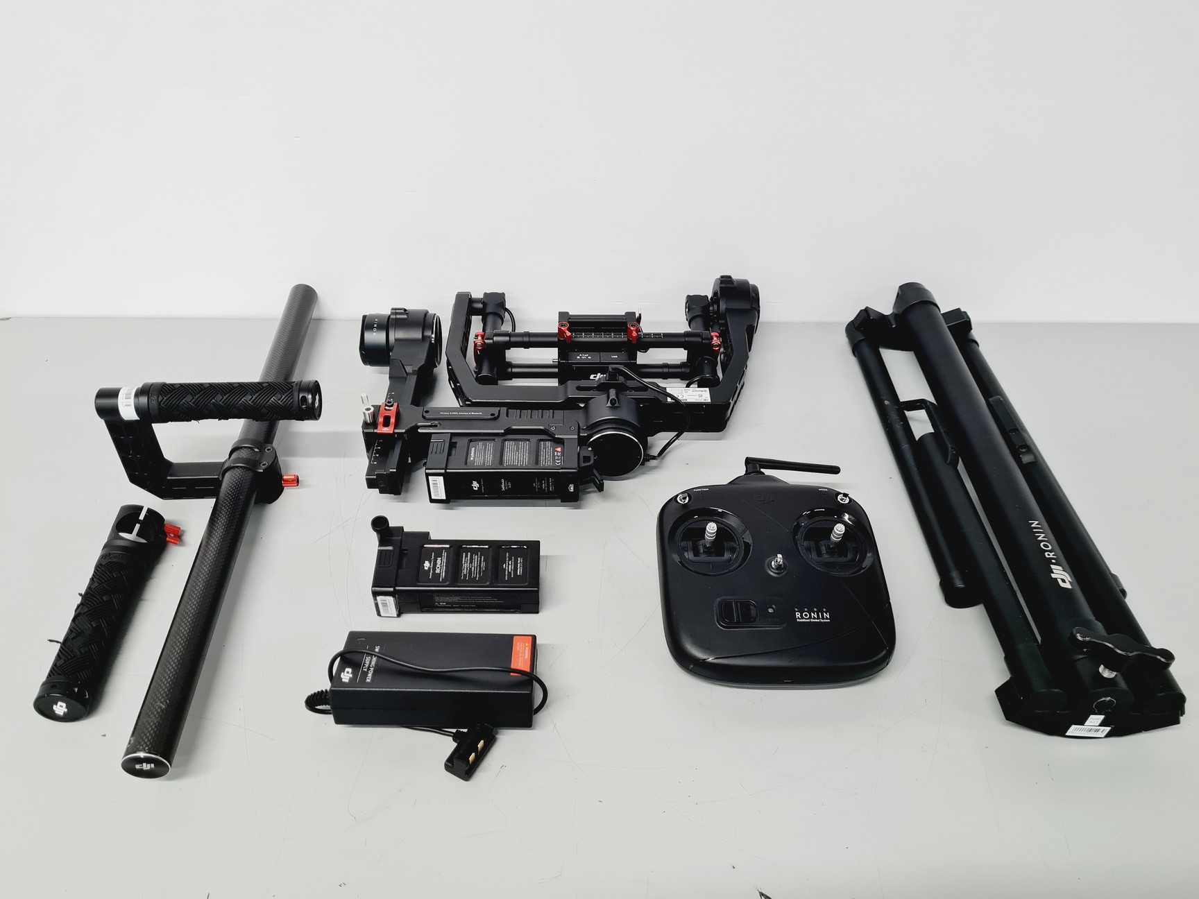 Image of DJI Ronin-R-16 Professional Handheld Camera Stabilised Gimbal System