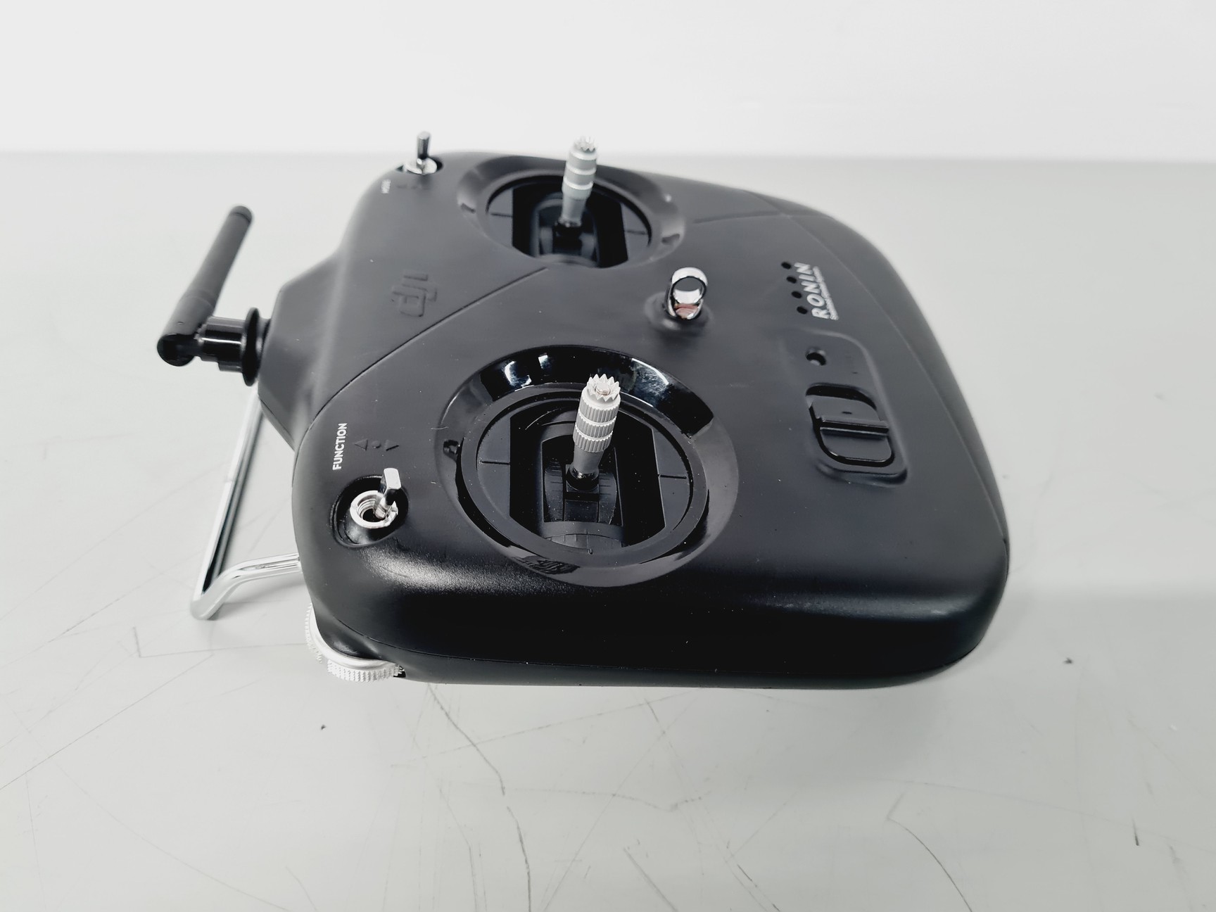 Image of DJI Ronin-R-16 Professional Handheld Camera Stabilised Gimbal System