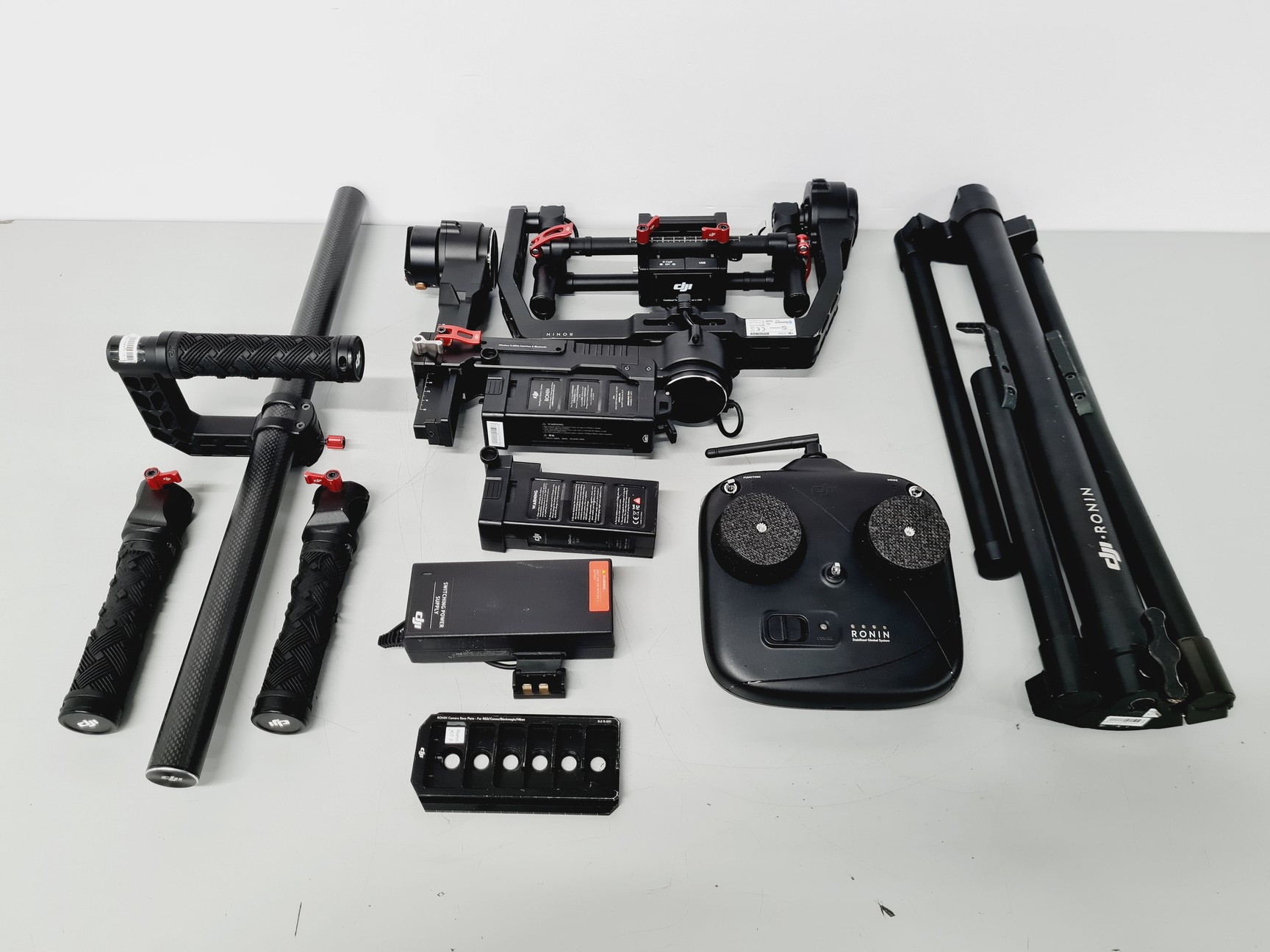 Image of DJI Ronin-R-16 Professional Handheld Camera Stabilised Gimbal System