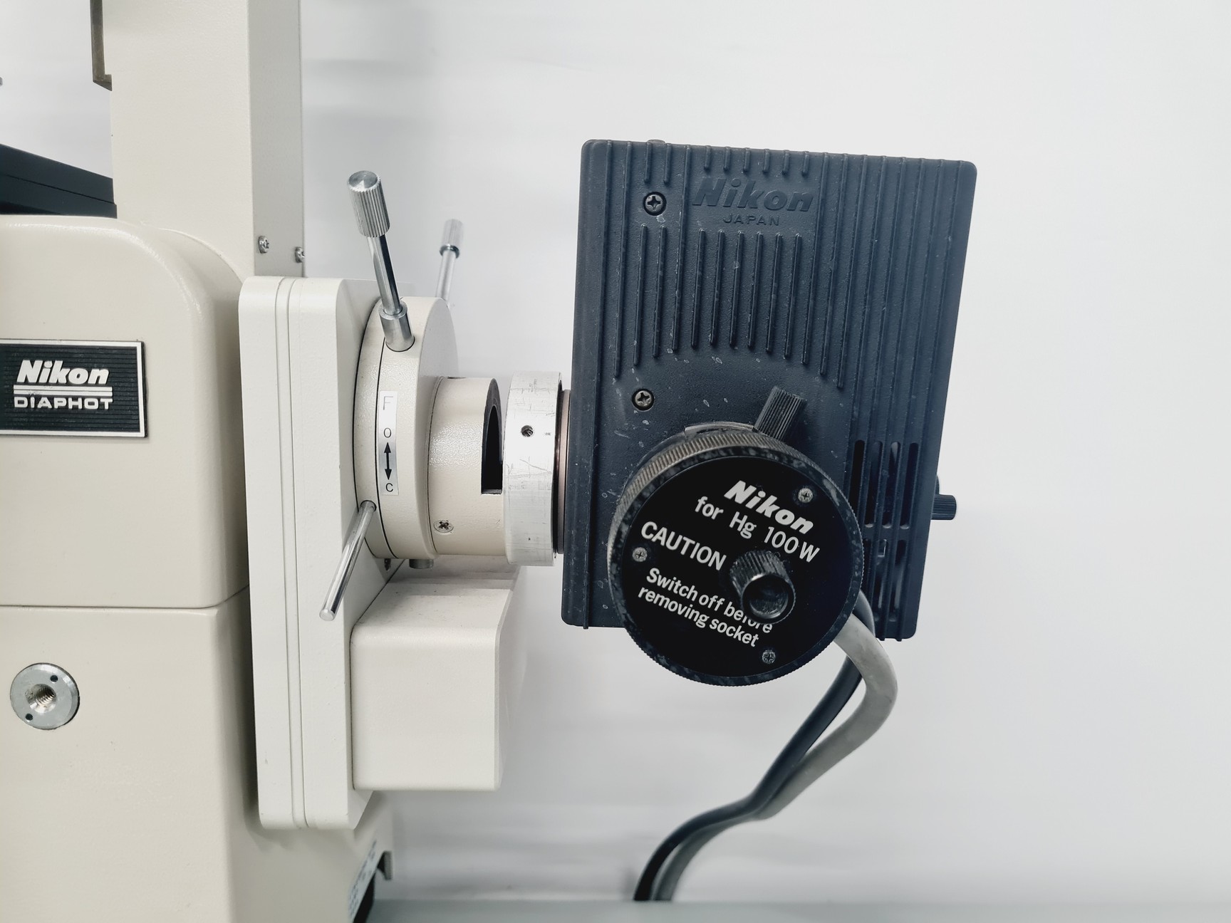 Image of Nikon Diaphot Inverted Microscope w/ 1 x Objective & Lamp PSU HBO-100W/2