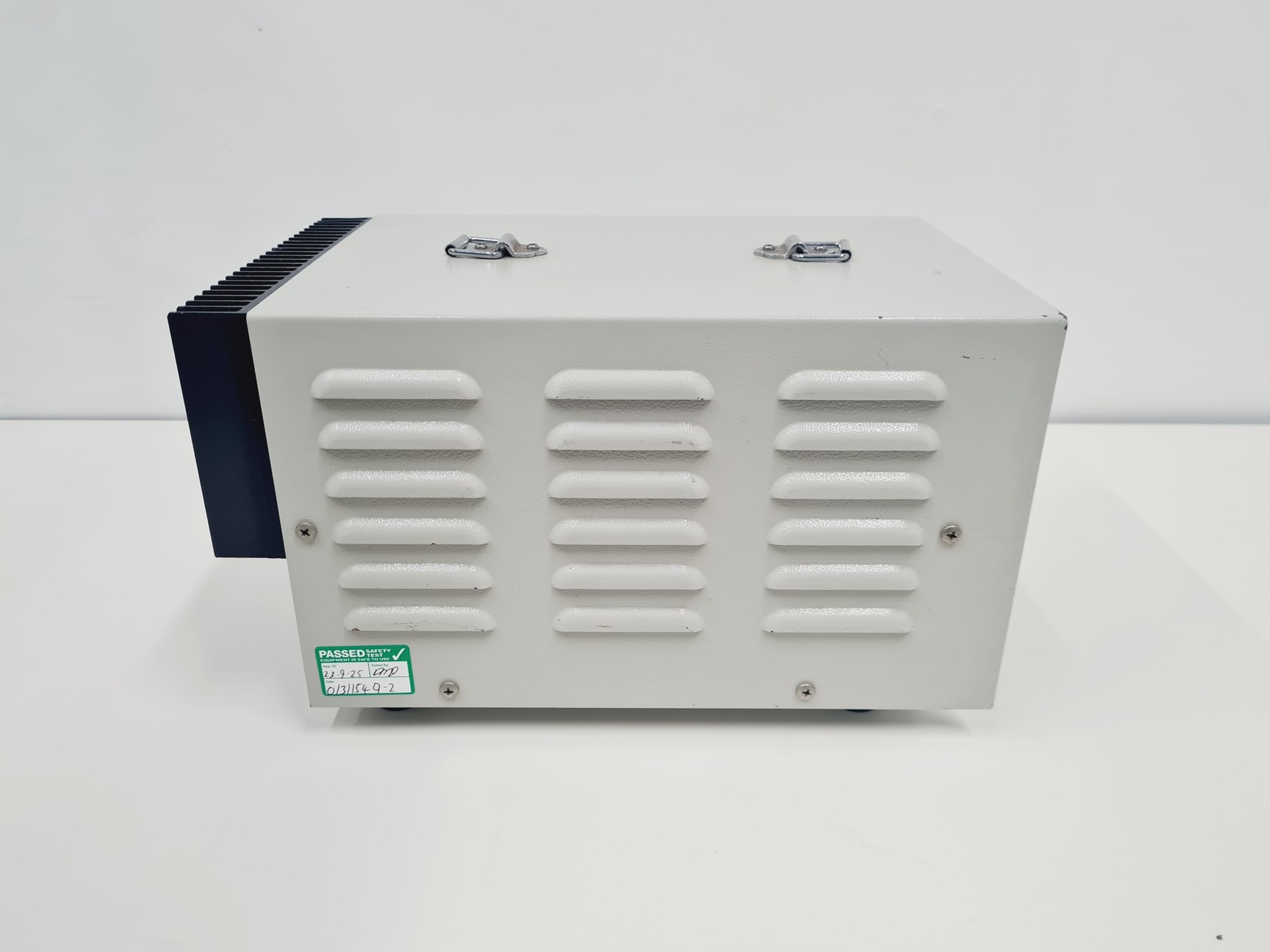 Image of Nikon Diaphot Inverted Microscope w/ 1 x Objective & Lamp PSU HBO-100W/2