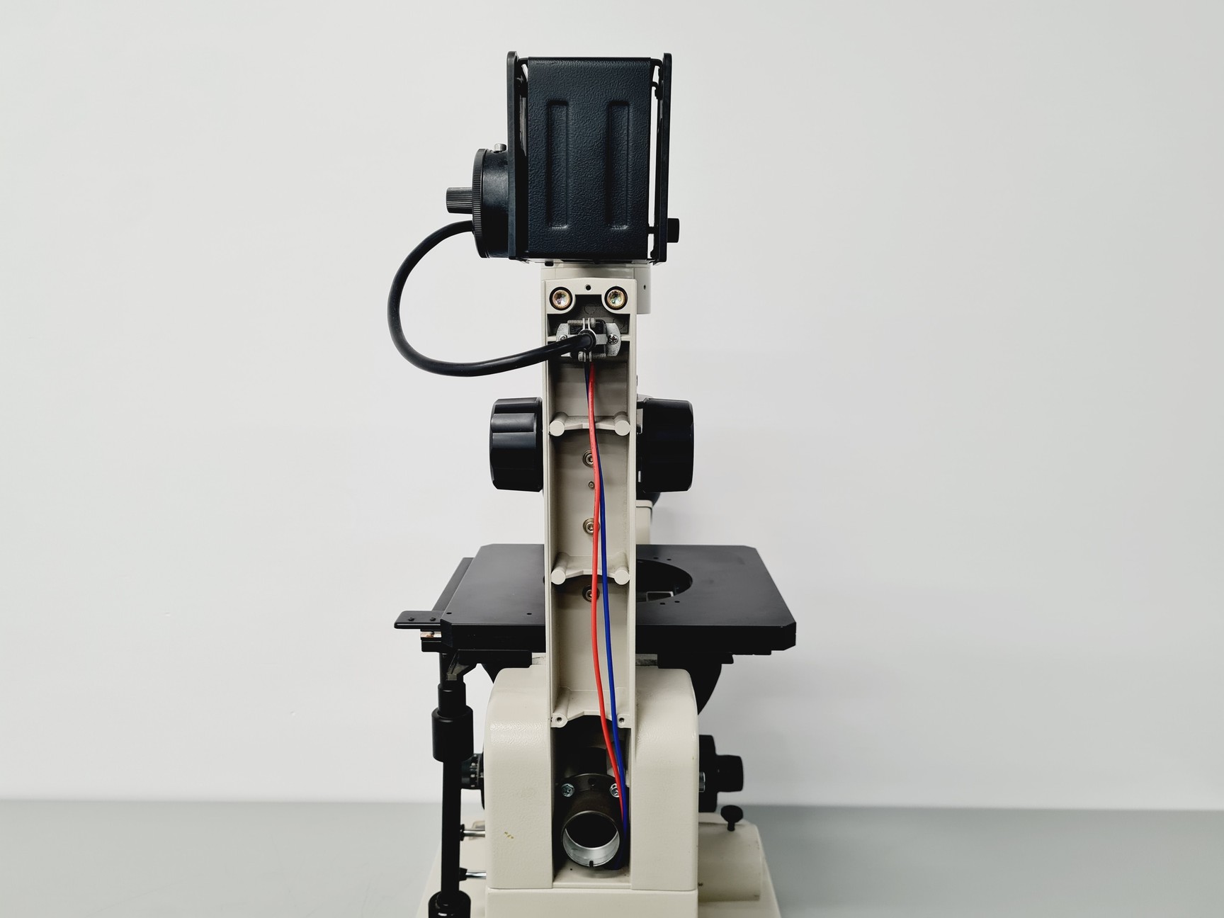 Image of Nikon Diaphot Microscope