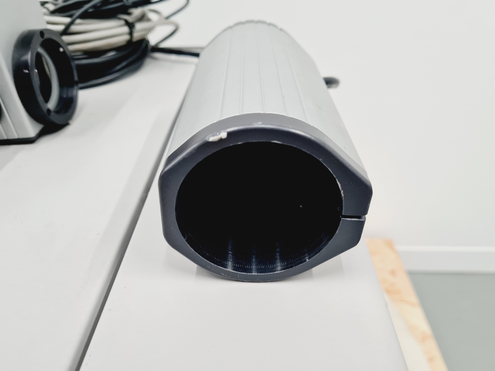 Image of BioRad MRAG2 Radiance Confocal Laser System Lab