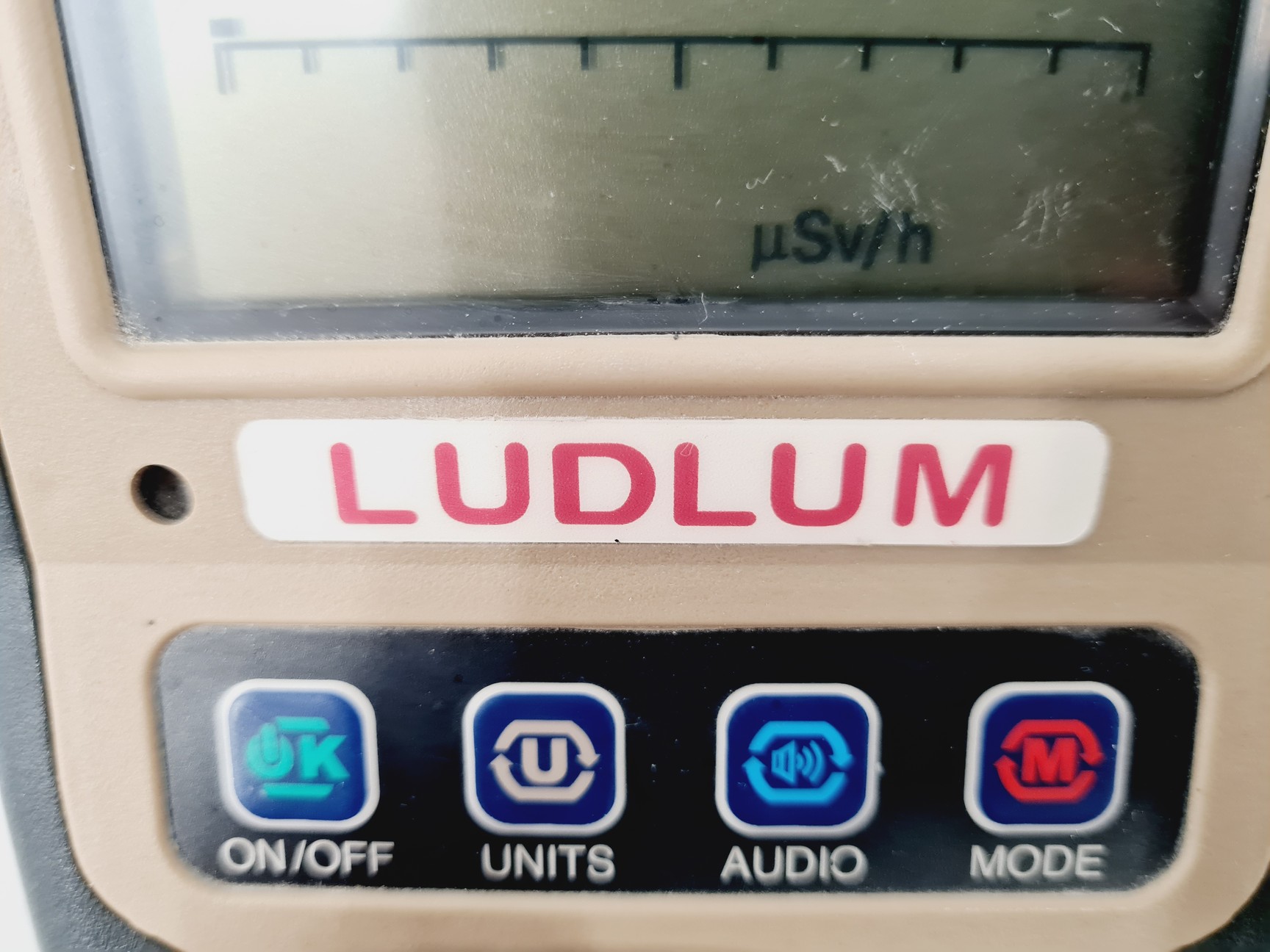 Image of Ludlum Model 3000 Digital Survey Meter Lab