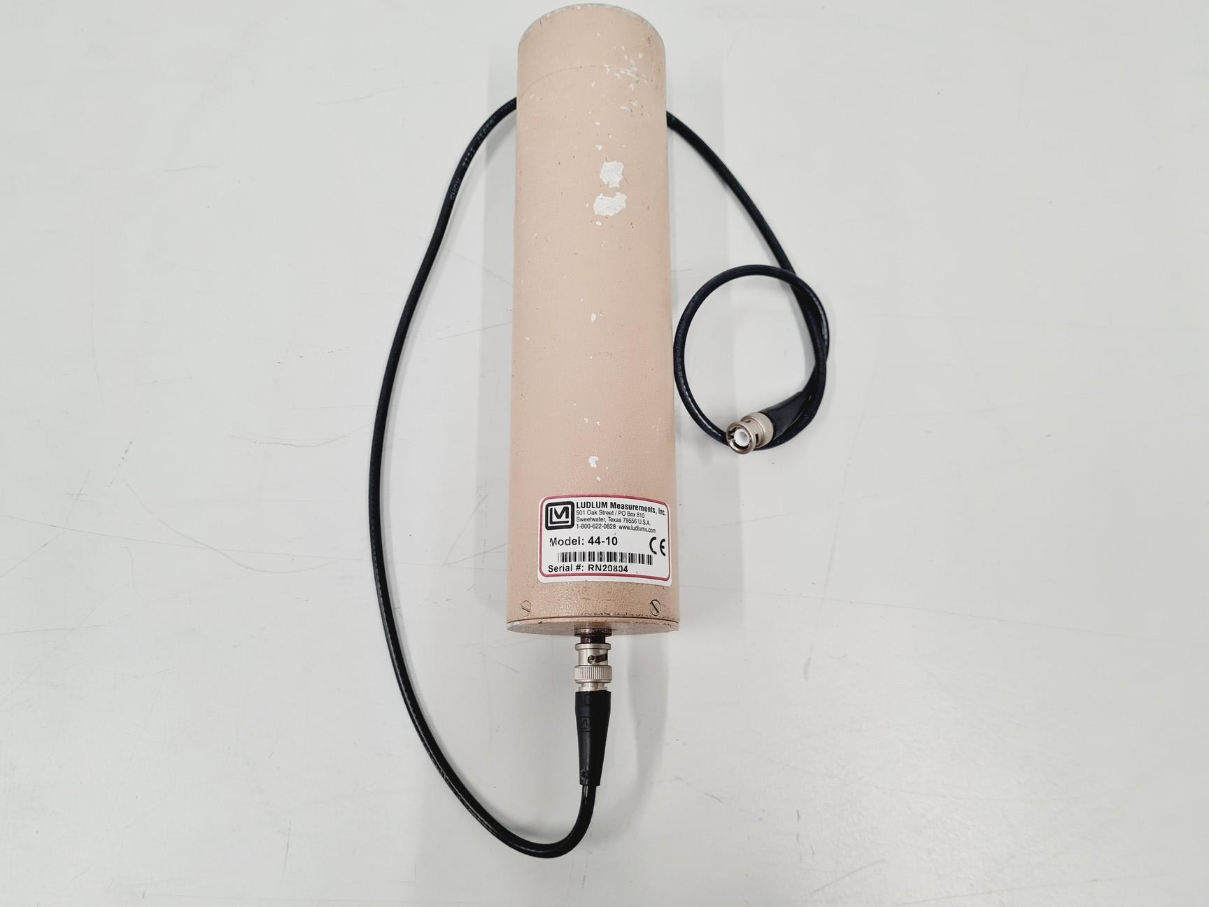 Image of Ludlum Model 3000 Digital Survey Meter Lab