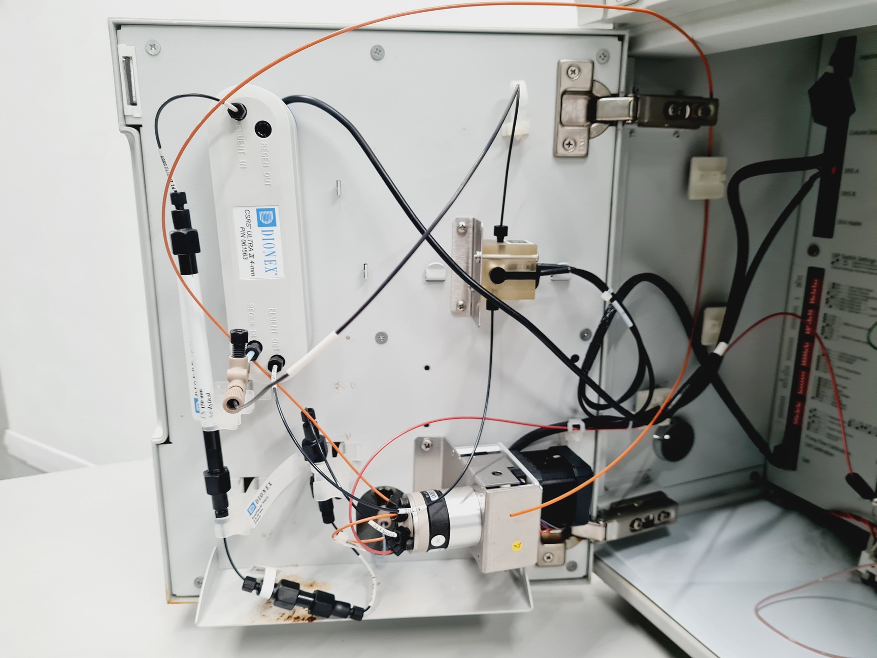 Image of Dionex DX-120 Ion Chromatograph 