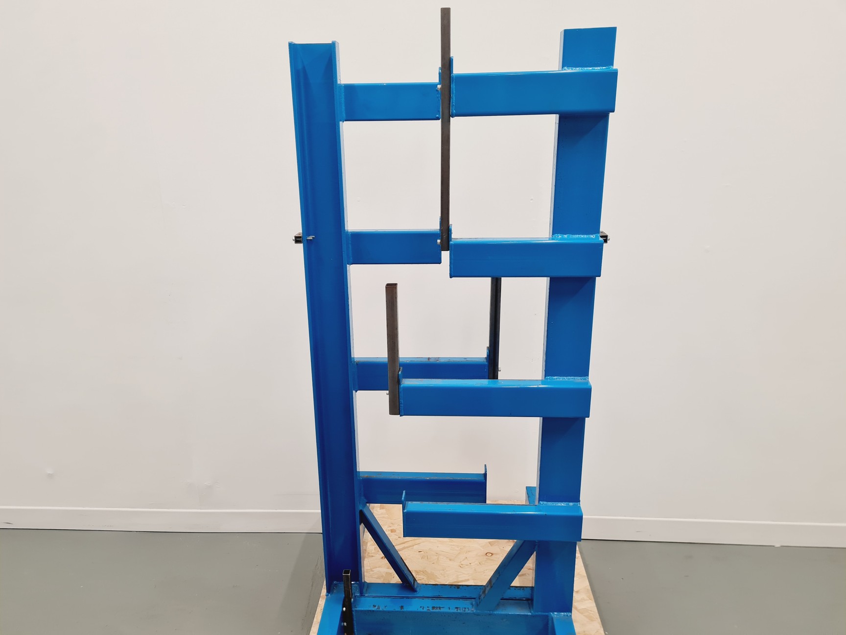 Image of Two-Piece Heavy Duty Metal Bar Stock Rack