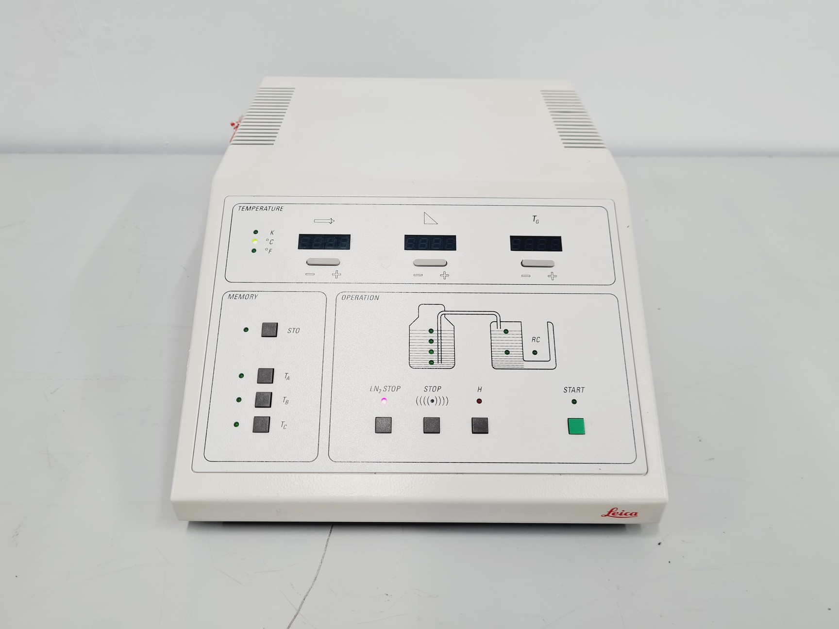 Image of Leica EM-FCS Cryosectioning kit
