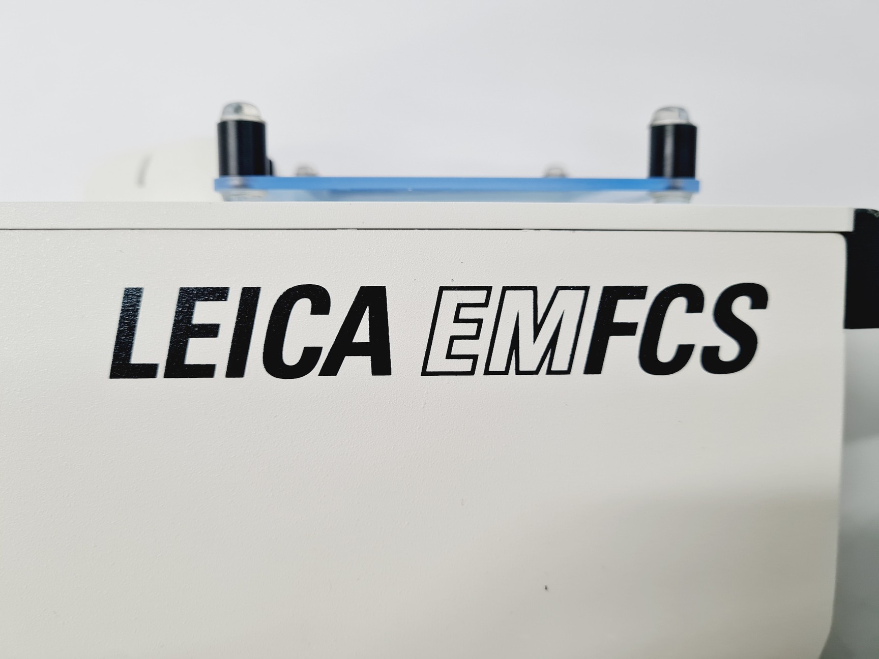 Image of Leica EM-FCS Cryosectioning kit