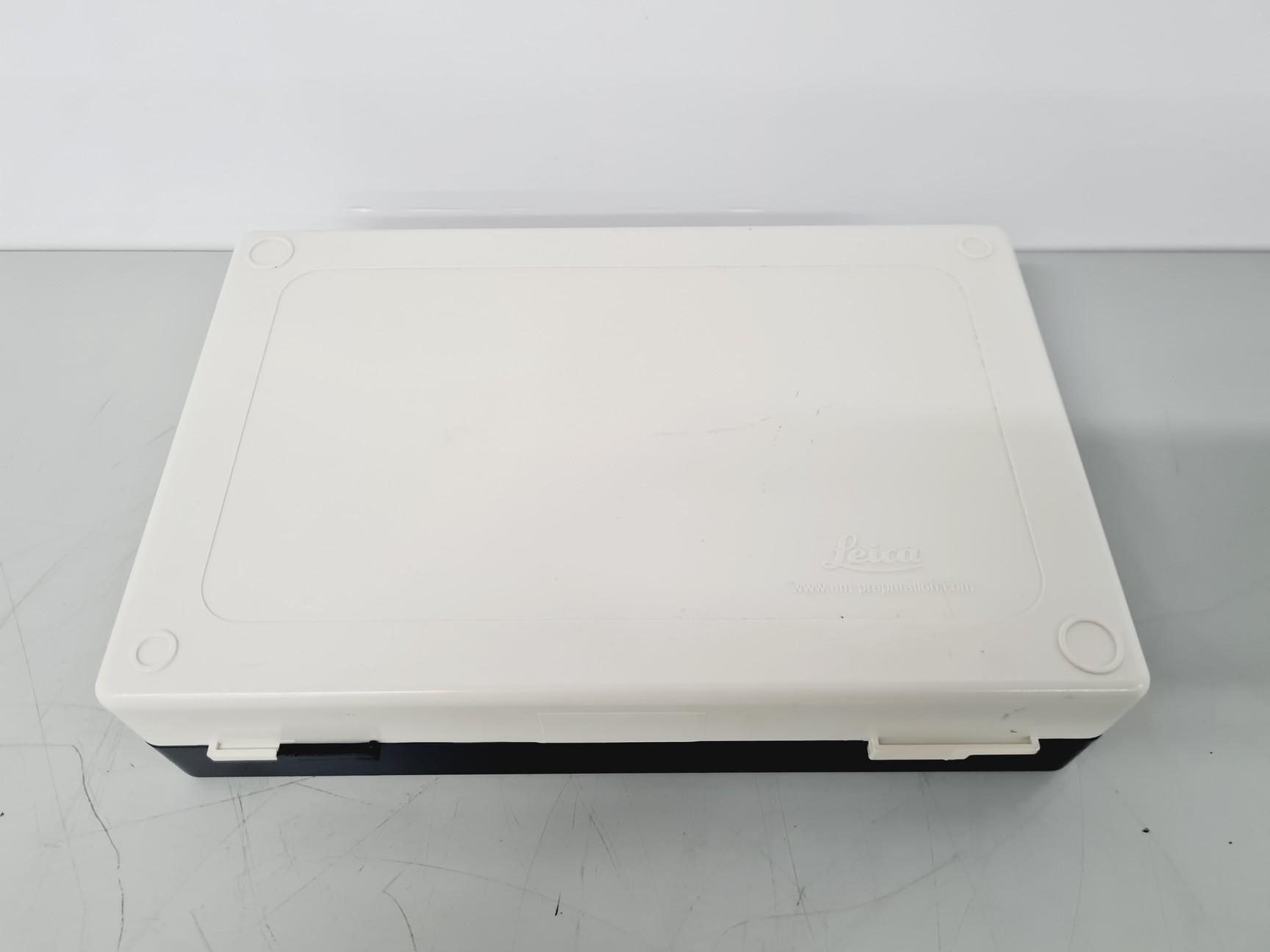 Image of Leica EM-FCS Cryosectioning kit