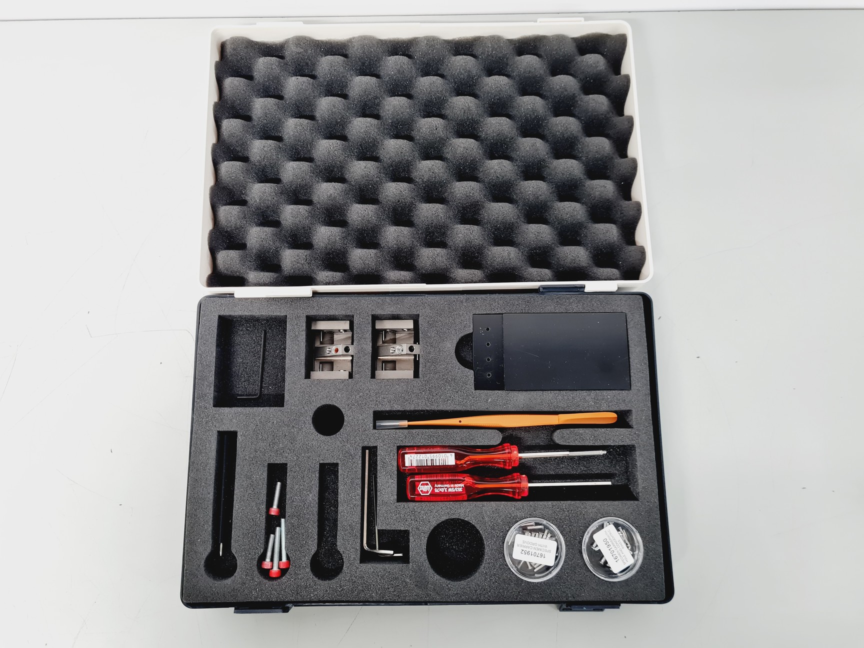 Image of Leica EM-FCS Cryosectioning kit