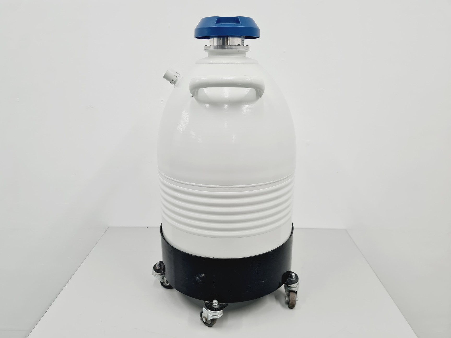 Image of Leica EM-FCS Cryosectioning kit