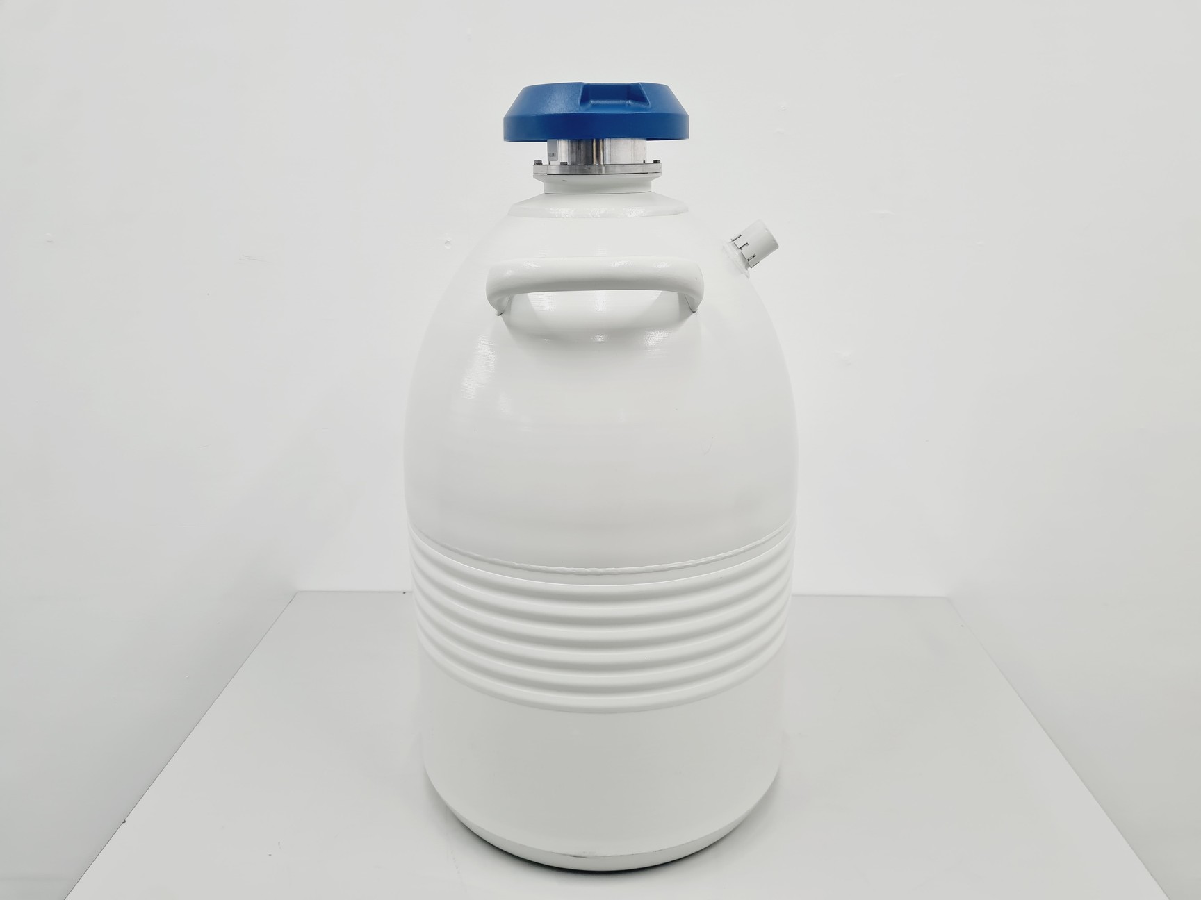 Image of Leica EM-FCS Cryosectioning kit