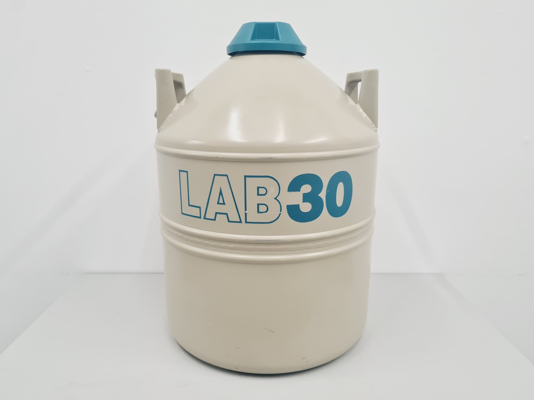 Image of MVE Lab30 Nitrogen Dewar