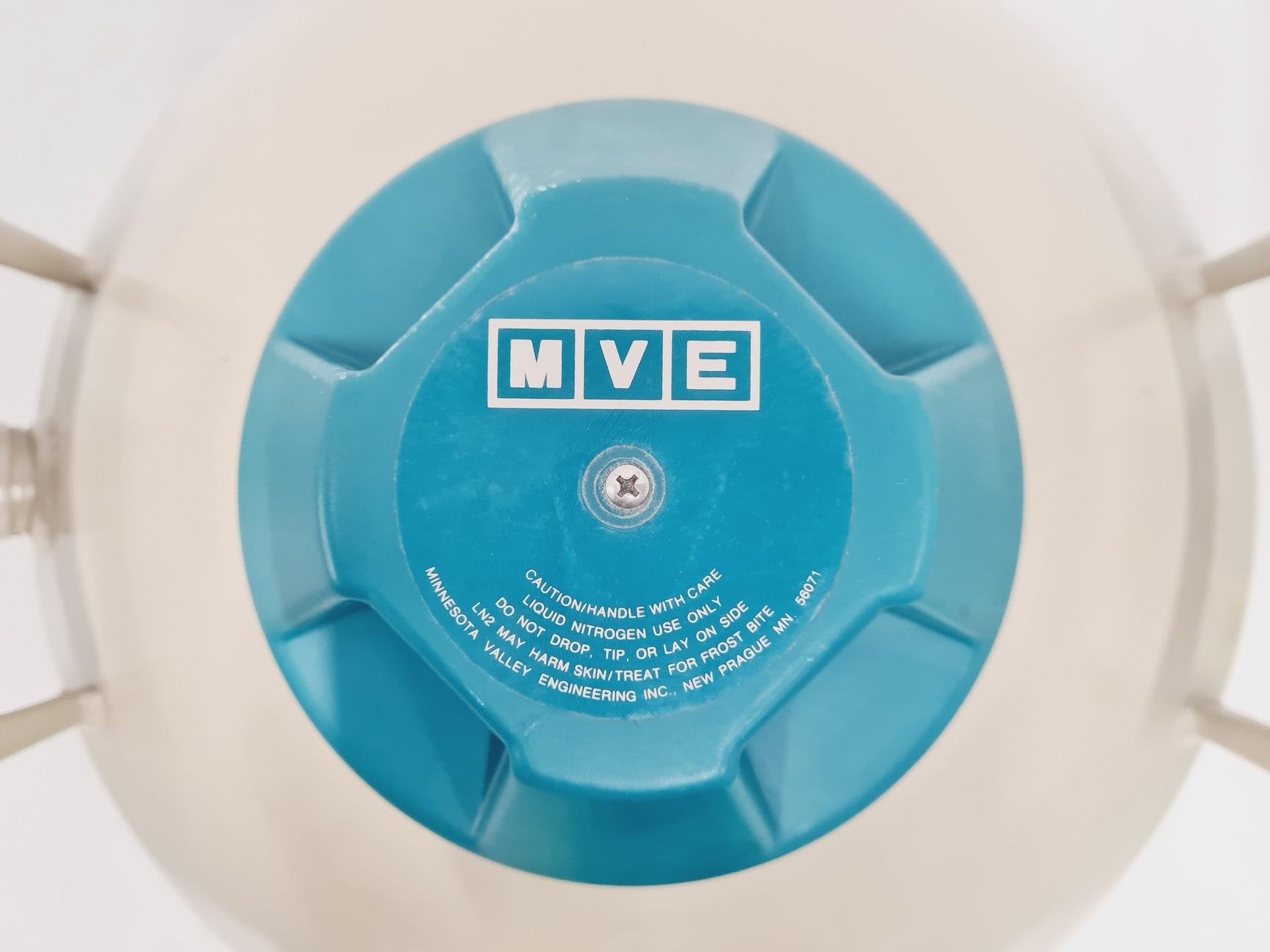 Image of MVE Lab30 Nitrogen Dewar