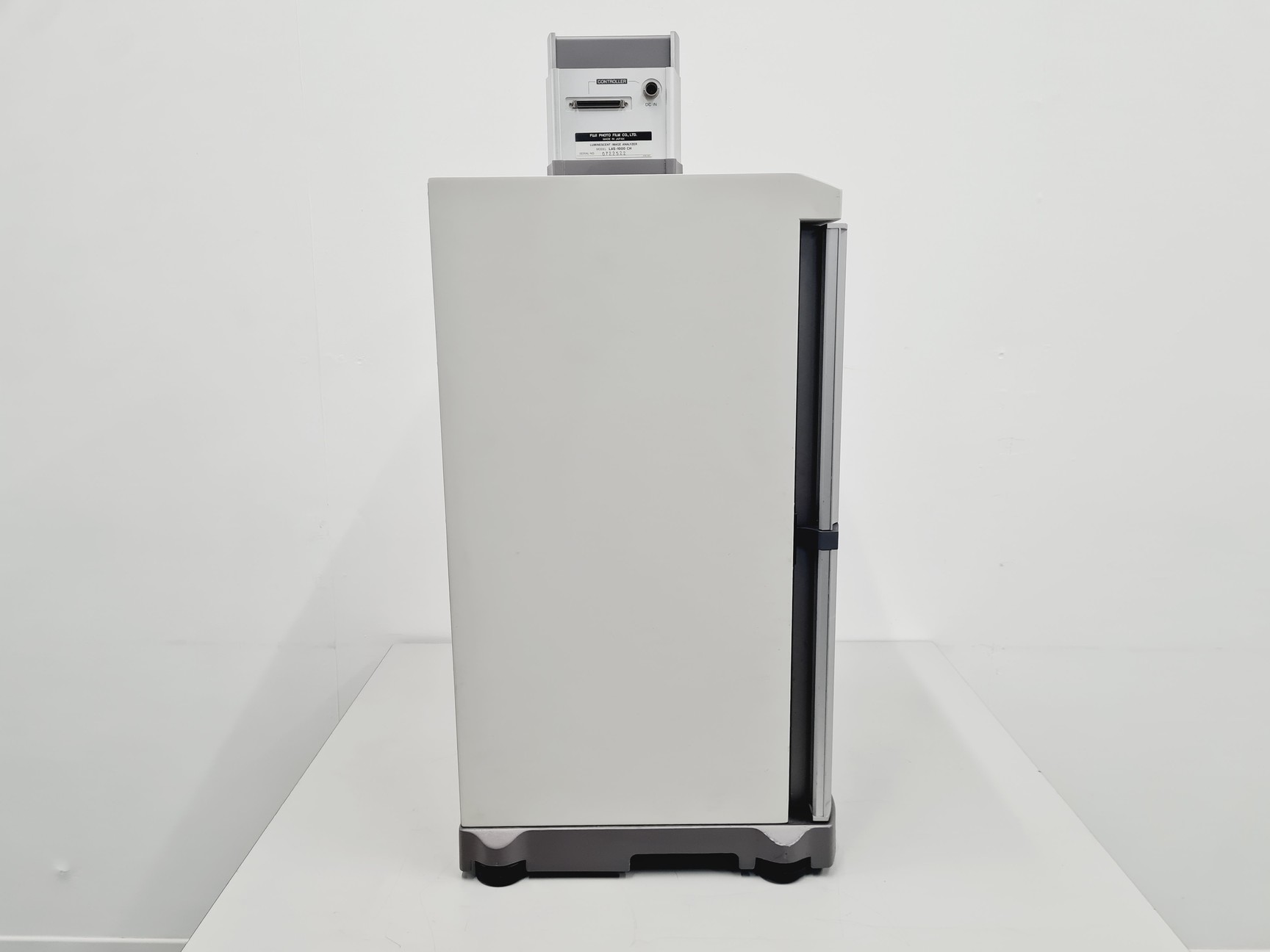 Image of Fujifilm Intelligent Dark Box II LAS-1000plus IDX2