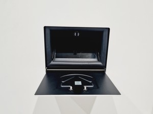 Thumbnail image of UVP BioSpectrum 315 Imaging system with UVP White/2UV Transilluminator